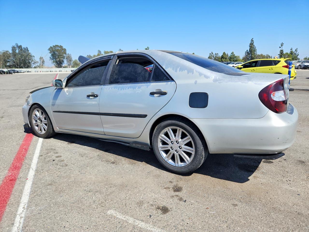 2003 Toyota Camry Le V6 Серебряный vin: 4T1BF32K53U047525
