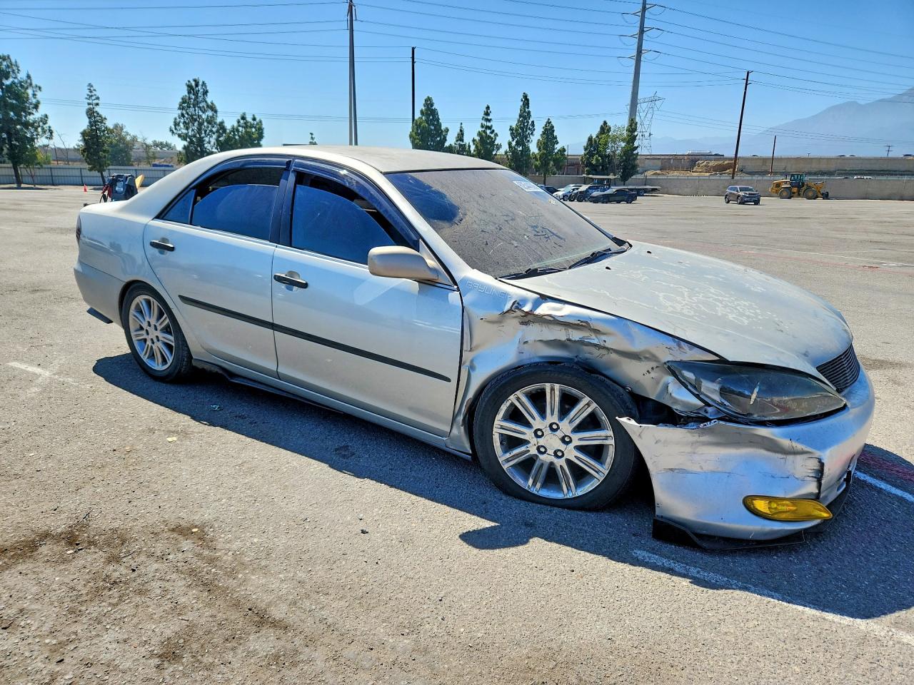 2003 Toyota Camry Le V6 Серебряный vin: 4T1BF32K53U047525
