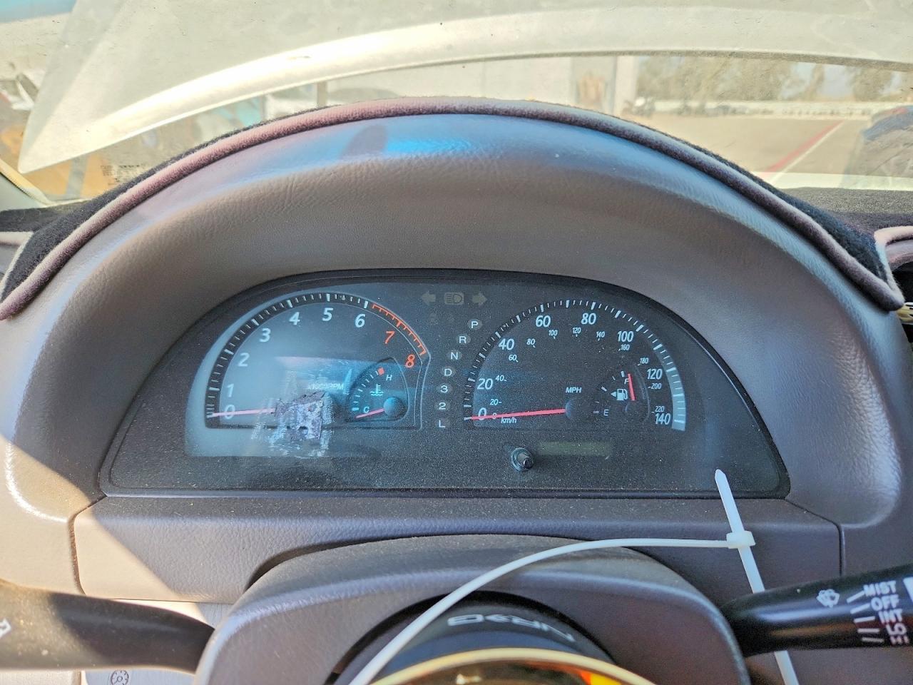 2003 Toyota Camry Le V6 Серебряный vin: 4T1BF32K53U047525