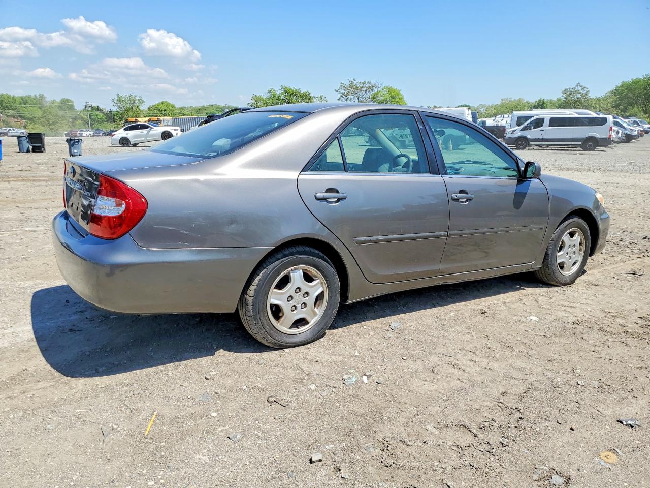 2003 Toyota Camry Le V6 Gray vin: 4T1BF32K53U548219