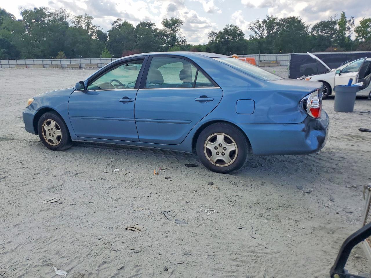 2003 Toyota Camry Le V6 Blue vin: 4T1BF32K53U564369