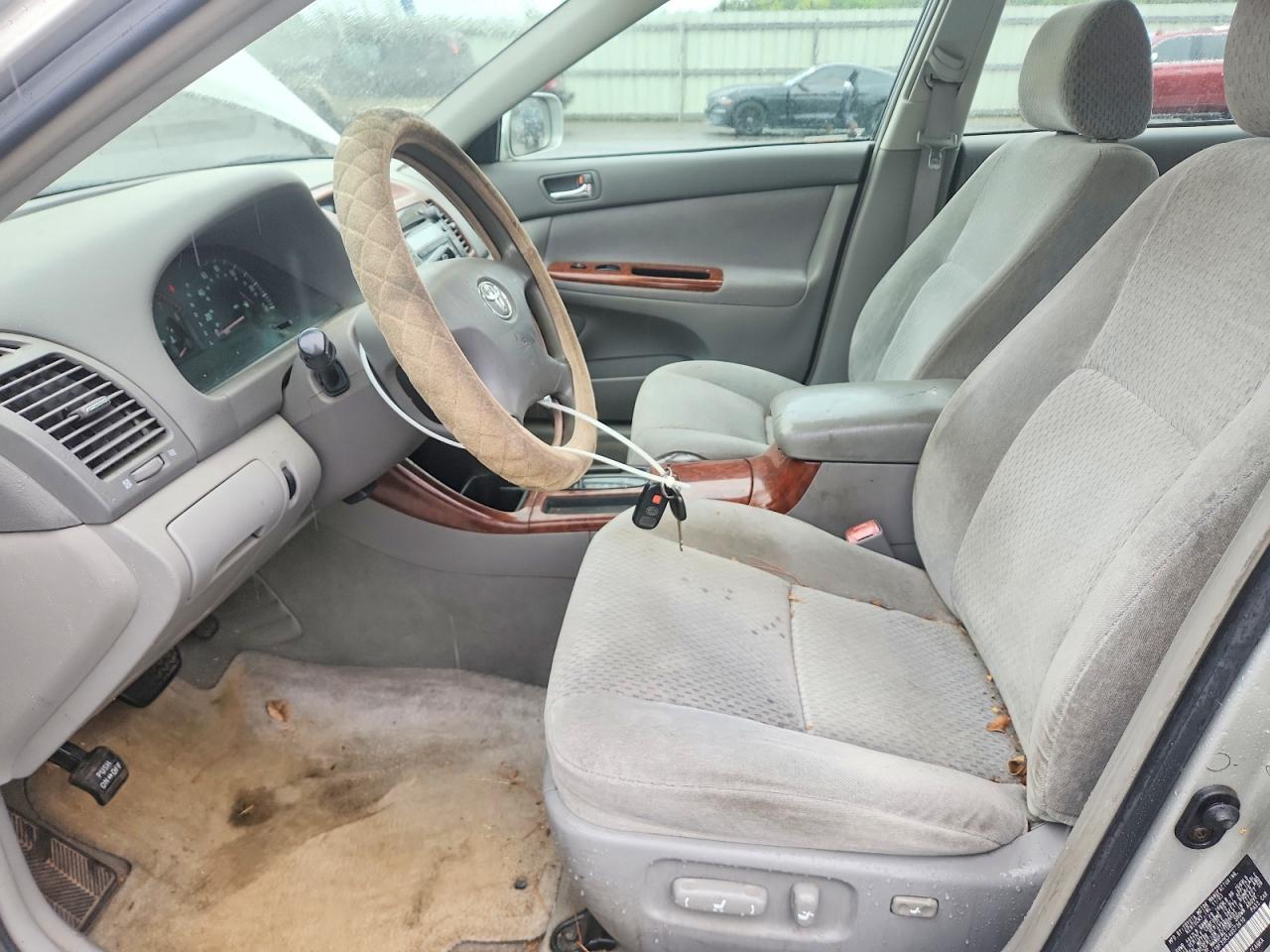 2004 Toyota Camry Xle V6 Silver vin: 4T1BF32K54U573610