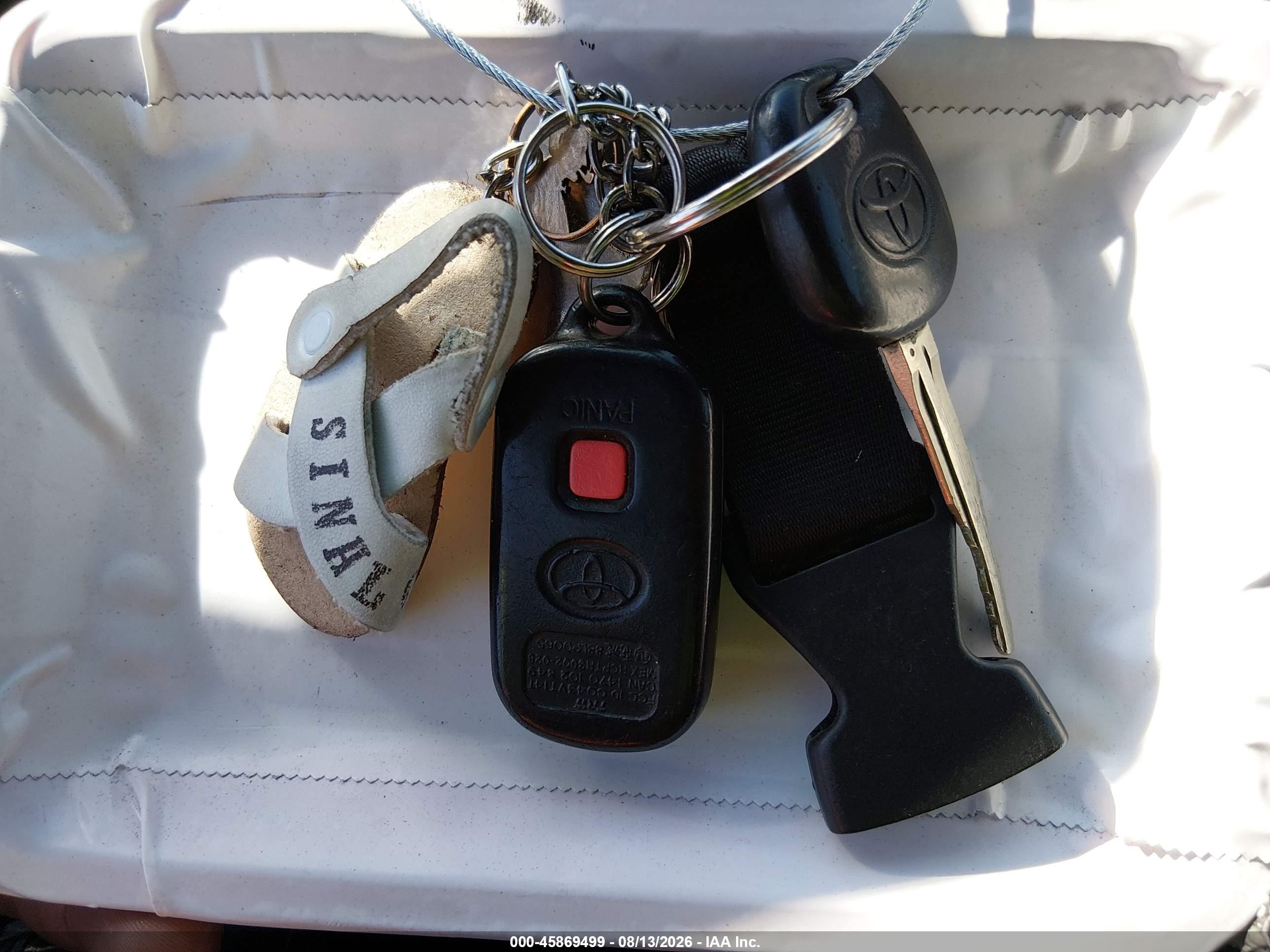 2005 Toyota Camry Le V6 White vin: 4T1BF32K55U091057