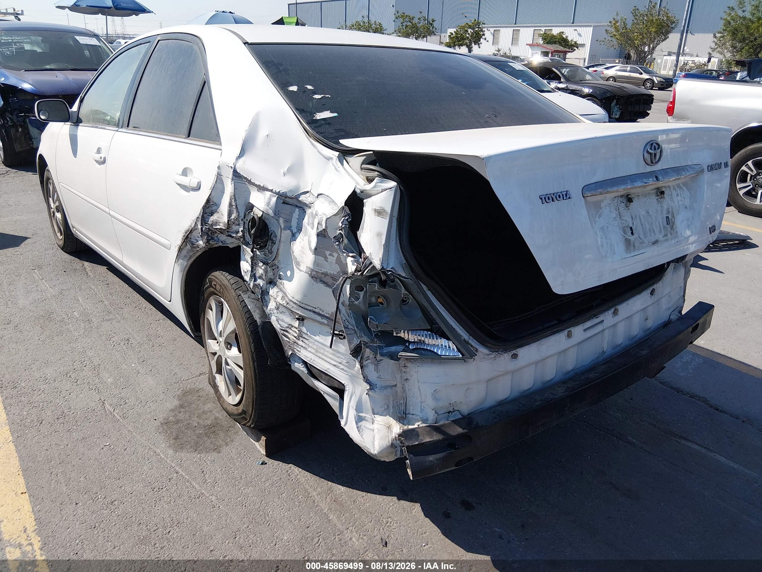 2005 Toyota Camry Le V6 White vin: 4T1BF32K55U091057