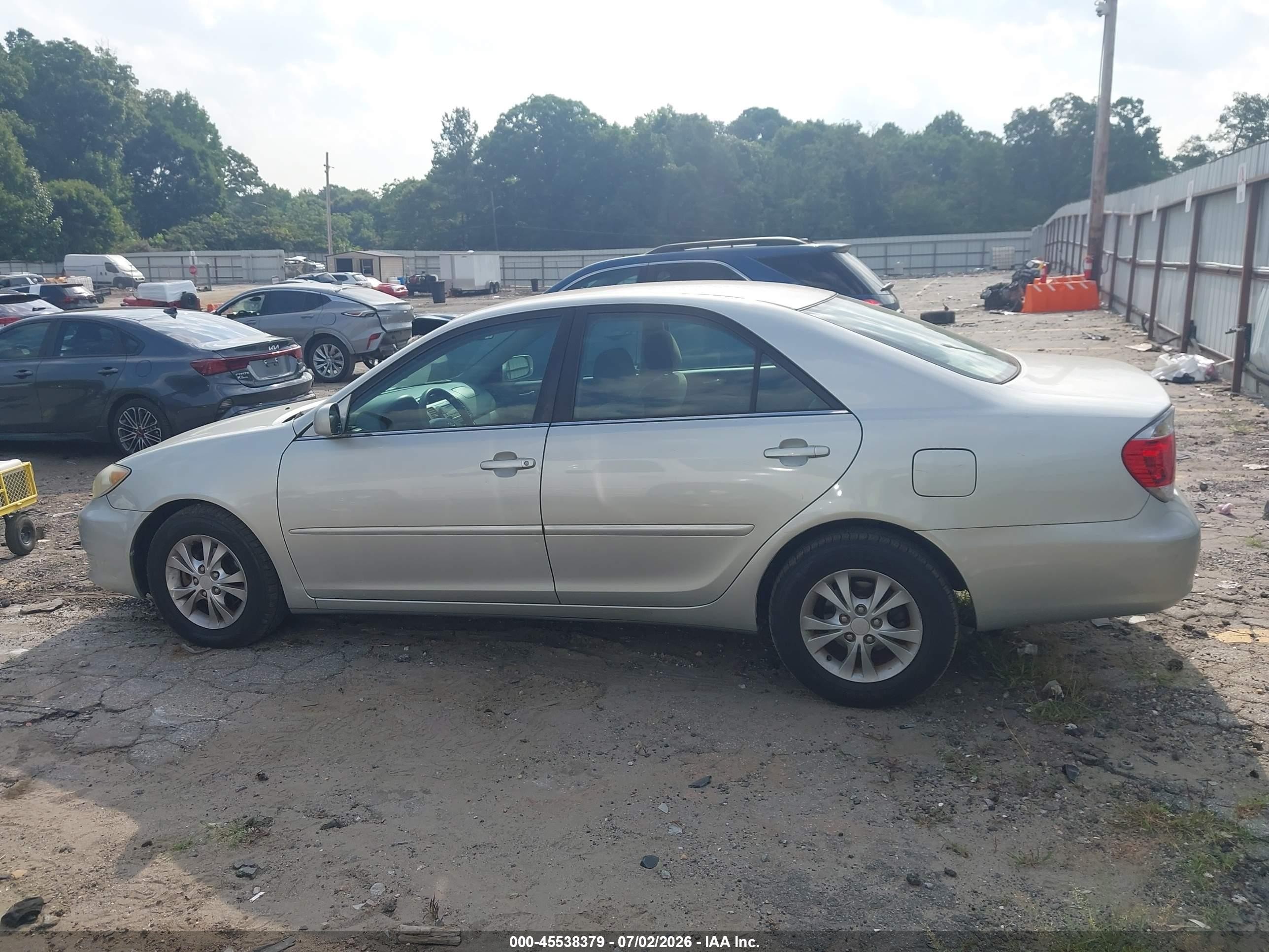 2005 Toyota Camry Le V6 Silver vin: 4T1BF32K55U105023