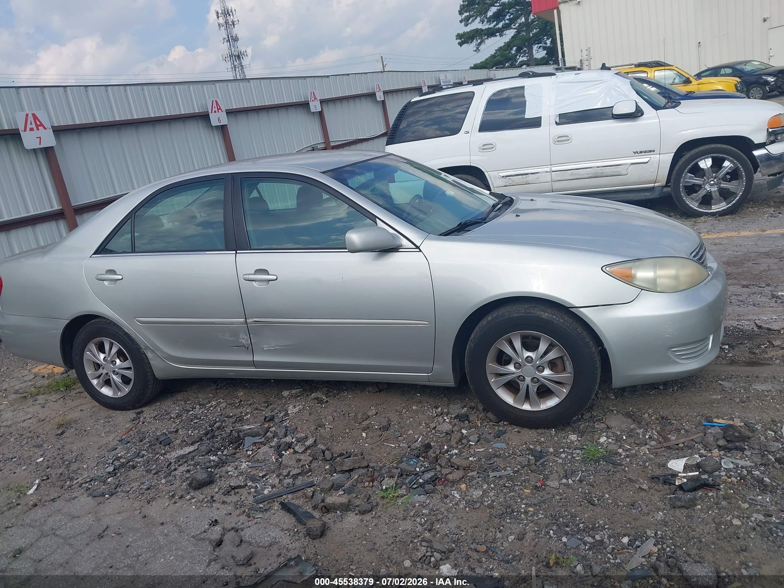 2005 Toyota Camry Le V6 Silver vin: 4T1BF32K55U105023