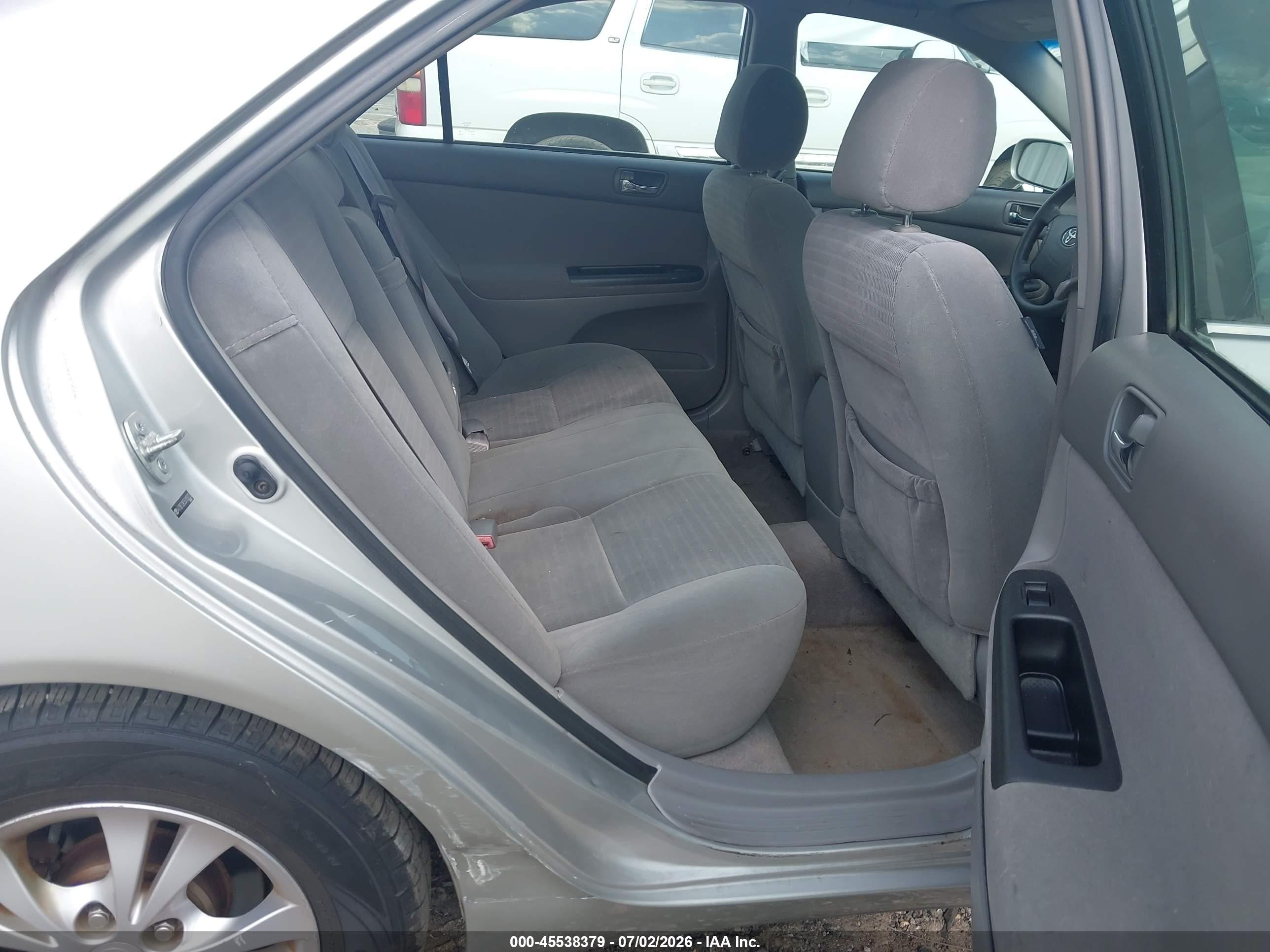 2005 Toyota Camry Le V6 Silver vin: 4T1BF32K55U105023