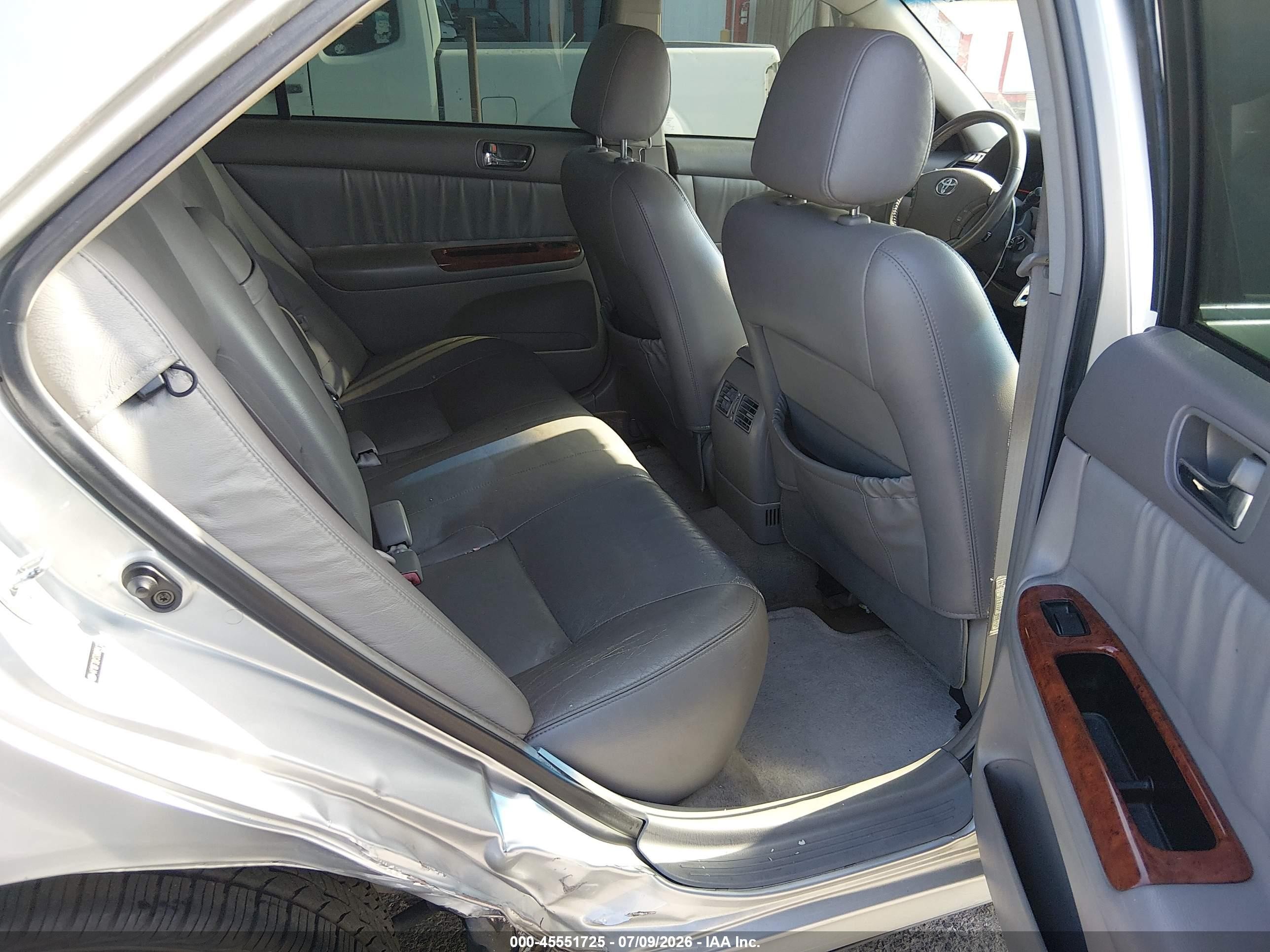 2005 Toyota Camry Xle V6 Серый vin: 4T1BF32K55U609412