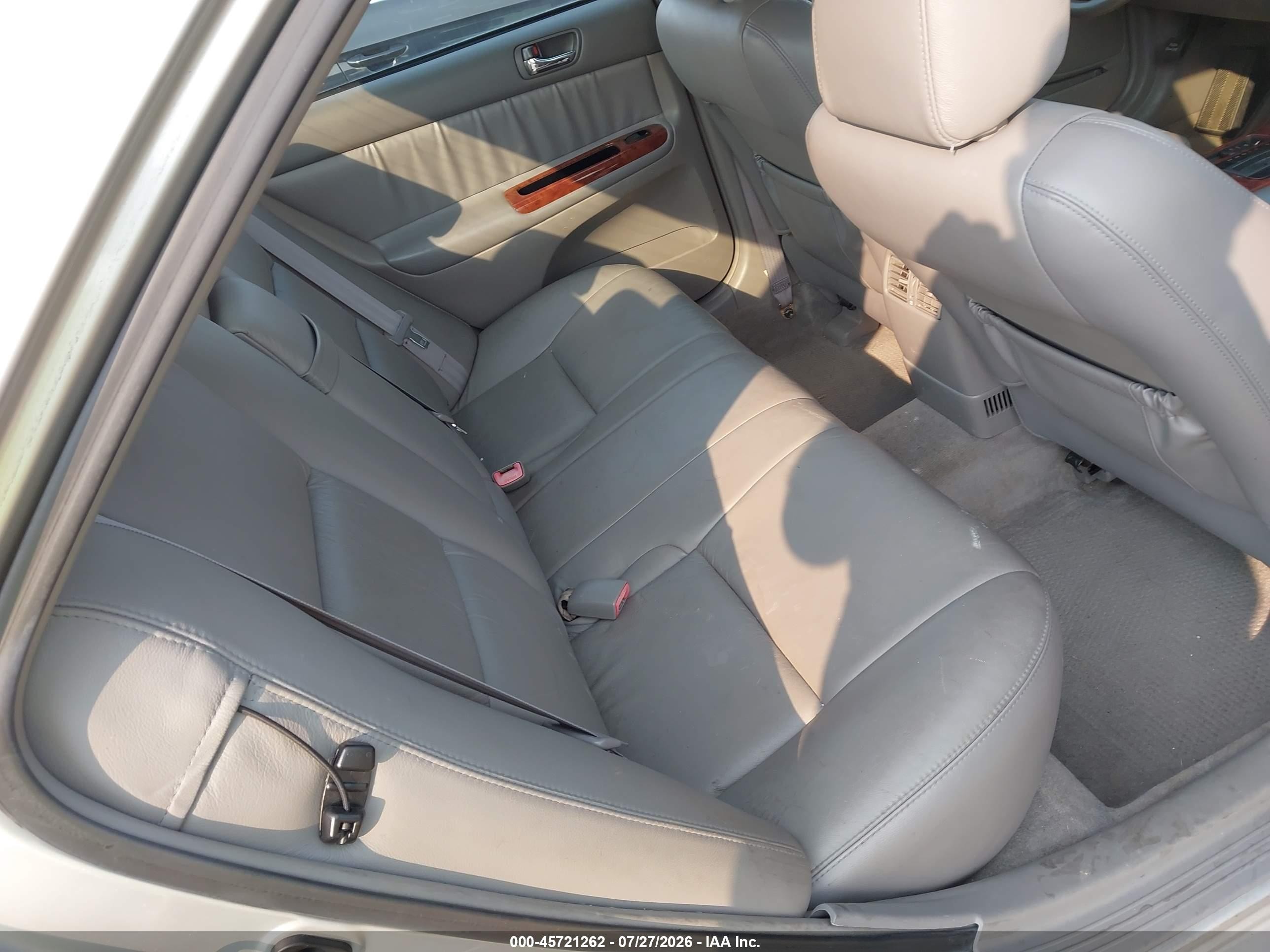 2006 Toyota Camry Xle V6 Серебряный vin: 4T1BF32K56U628978