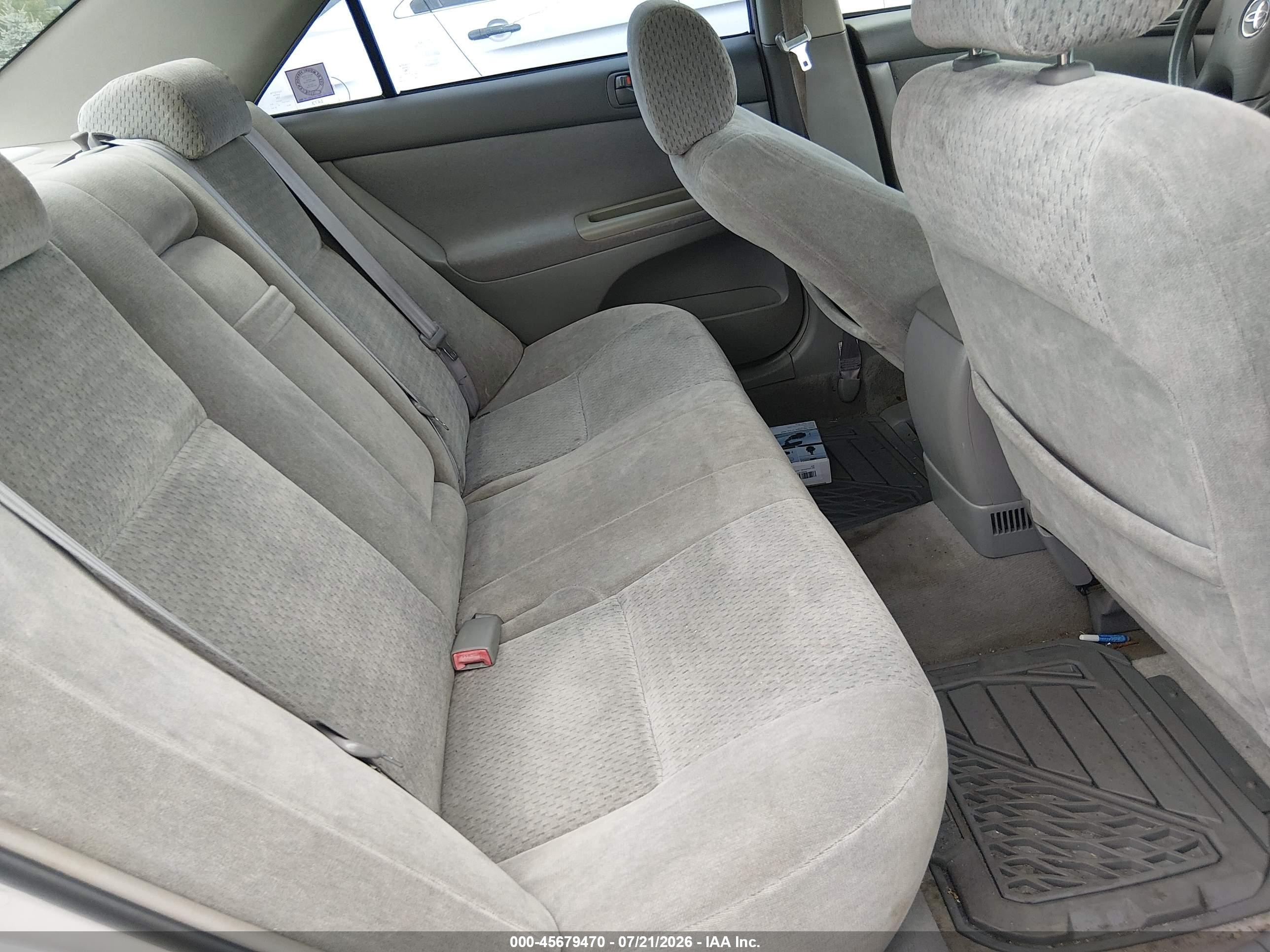 2002 Toyota Camry Le Silver vin: 4T1BF32K62U506642
