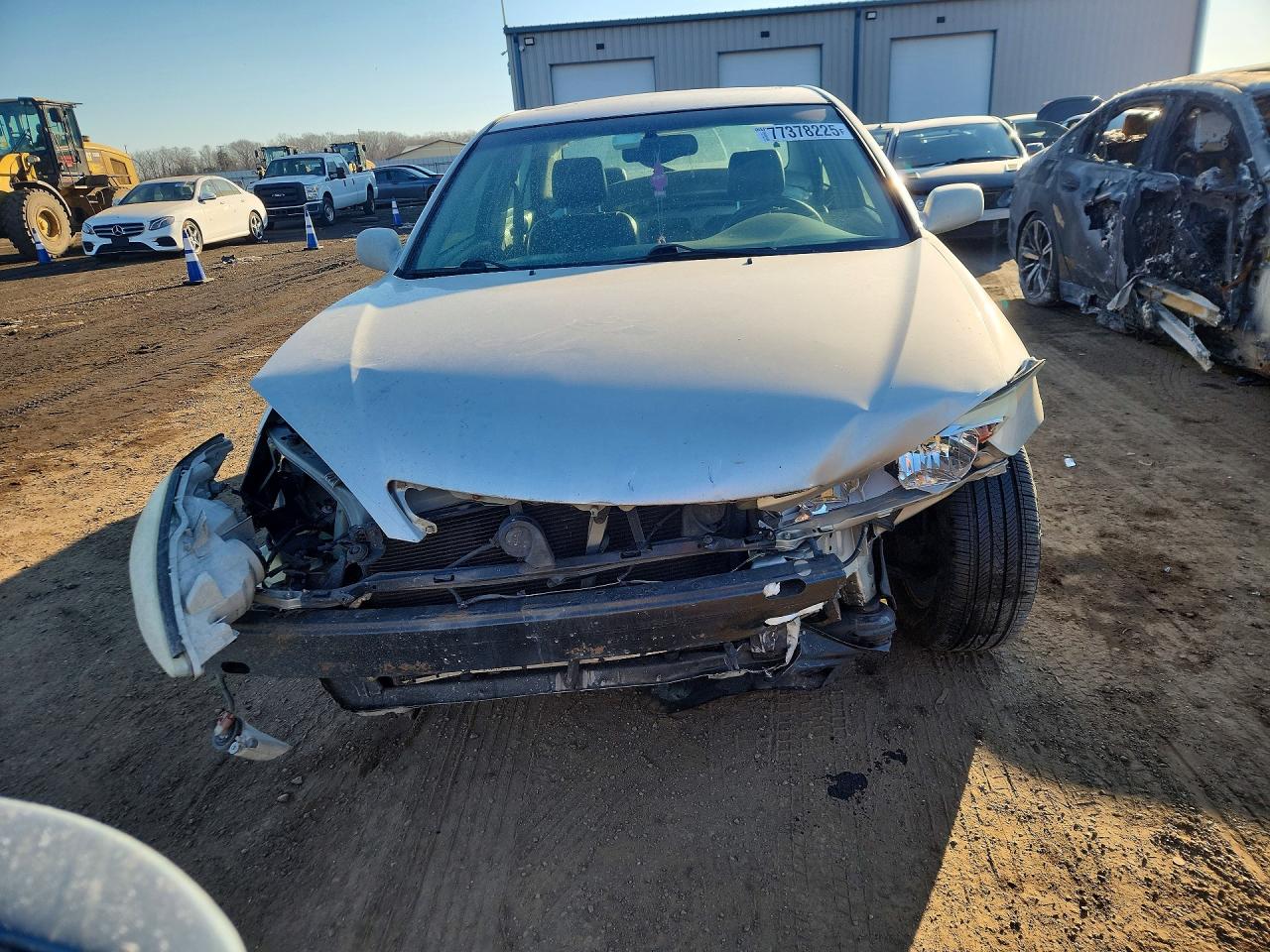 2004 Toyota Camry Silver vin: 4T1BF32K64U575513