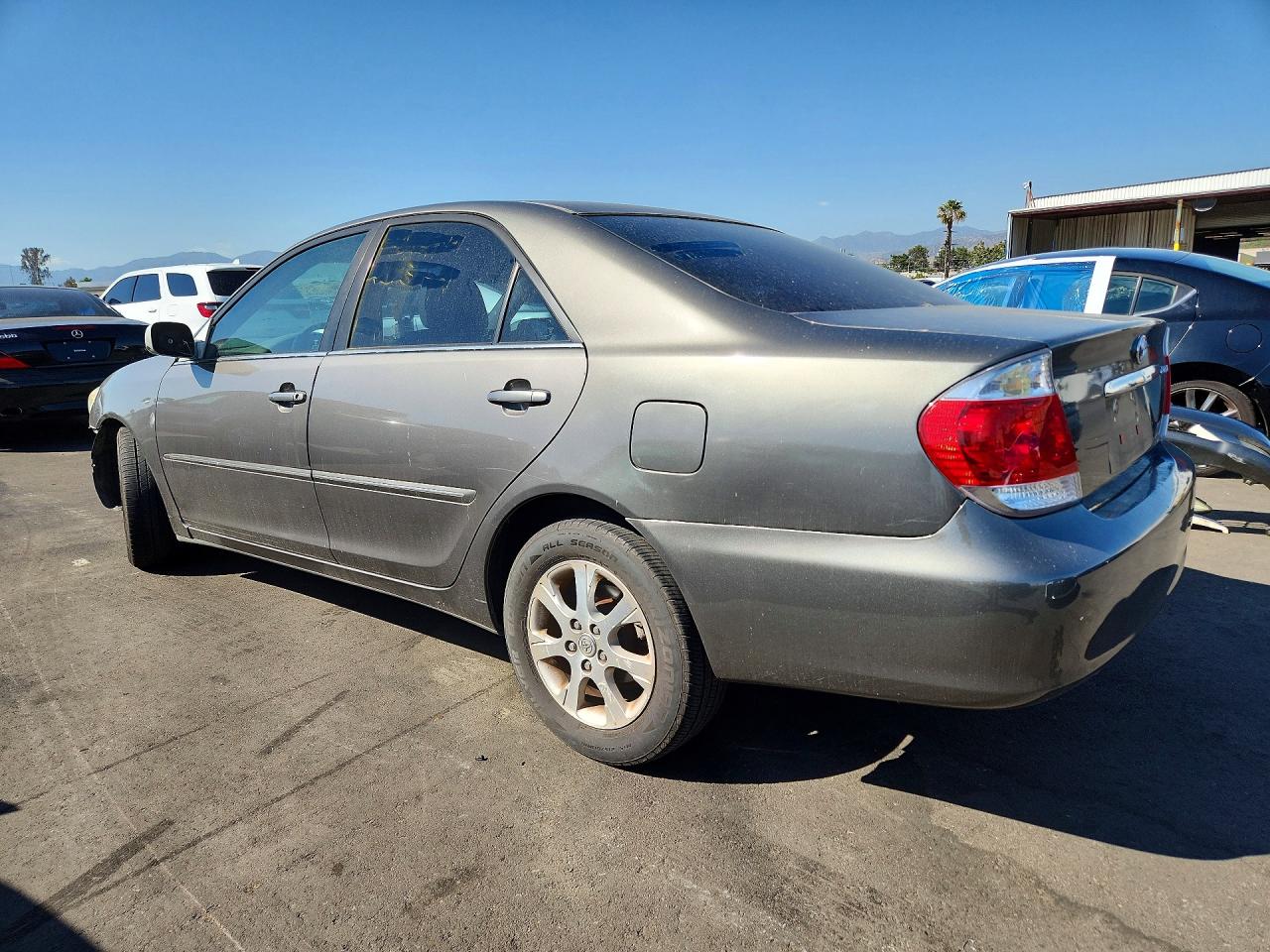 2005 Toyota Camry Xle V6 Silver vin: 4T1BF32K65U594449