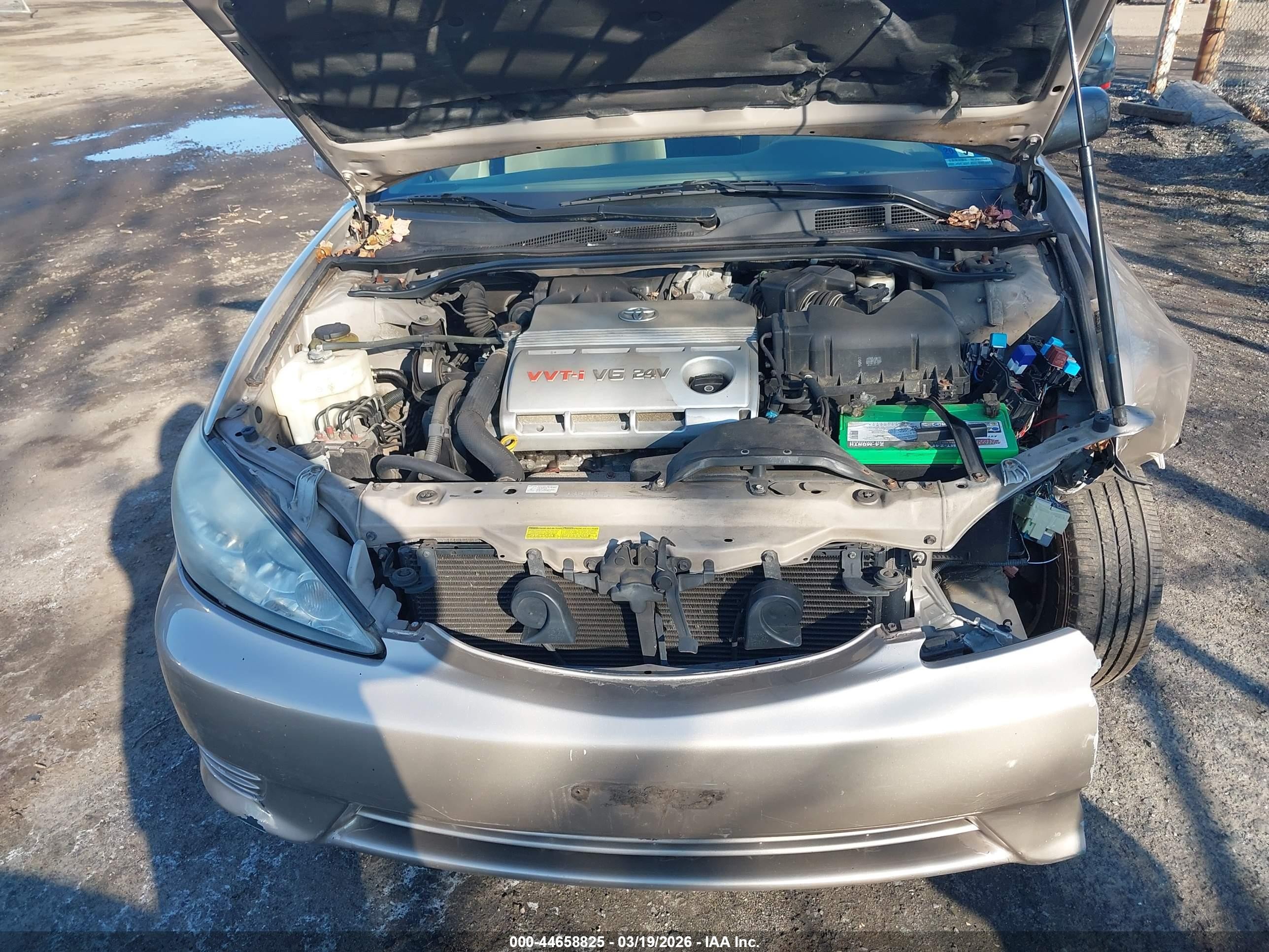 2005 Toyota Camry Le V6 Cream vin: 4T1BF32K65U613369