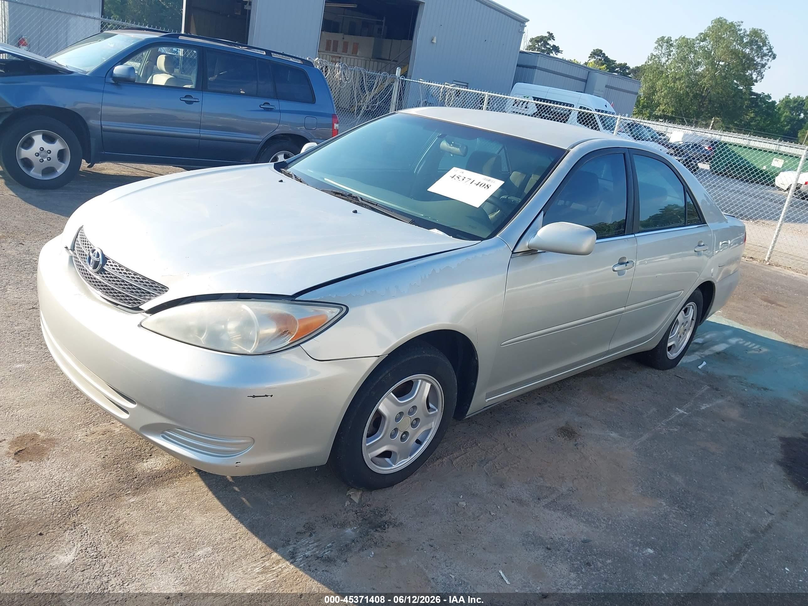 2002 Toyota Camry Le Silver vin: 4T1BF32K72U509159