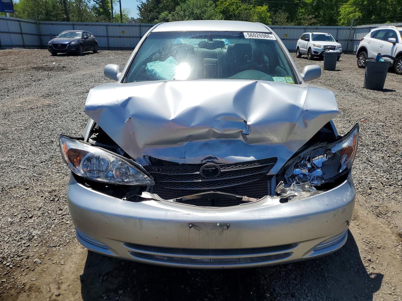 2002 Toyota Camry Le V6 Silver vin: 4T1BF32K72U527144
