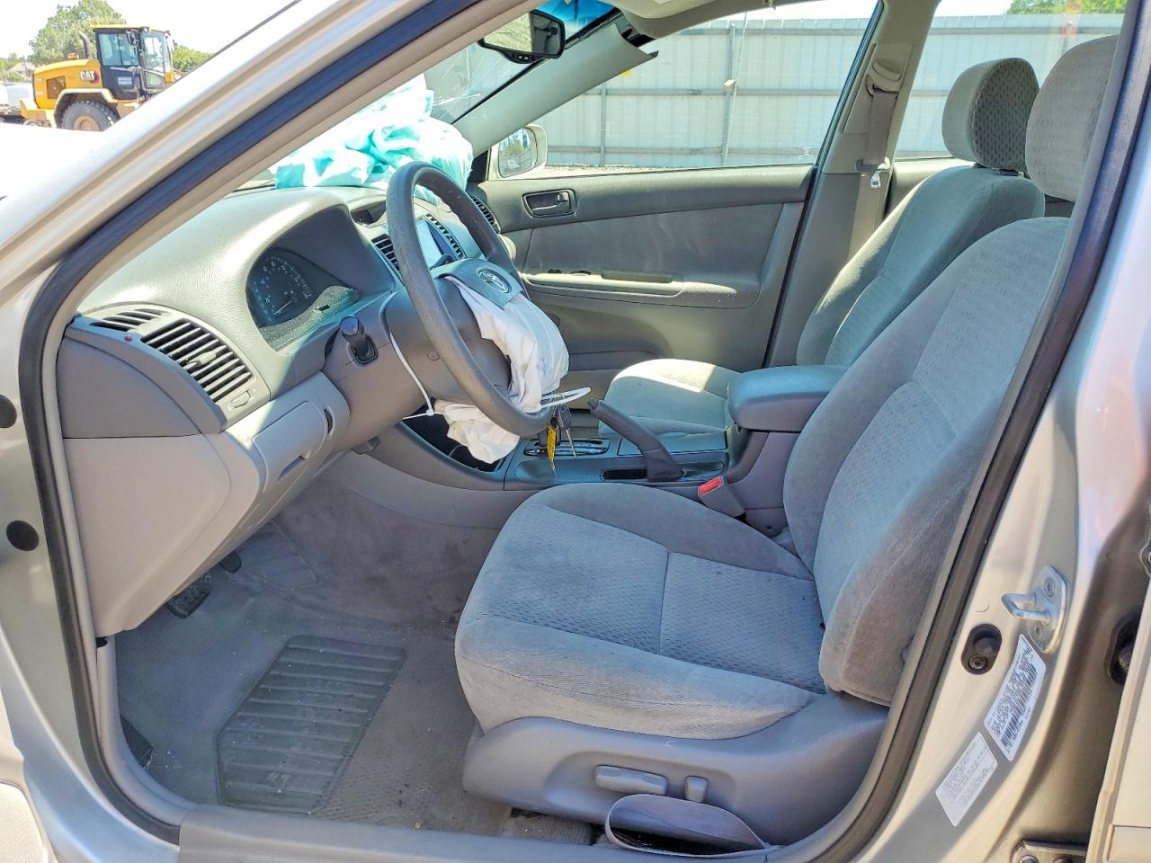 2002 Toyota Camry Le V6 Silver vin: 4T1BF32K72U527144