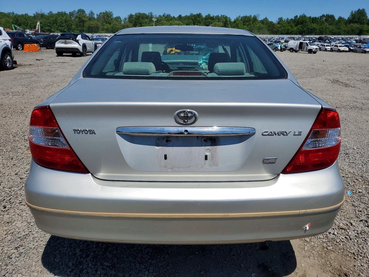 2002 Toyota Camry Le V6 Silver vin: 4T1BF32K72U527144