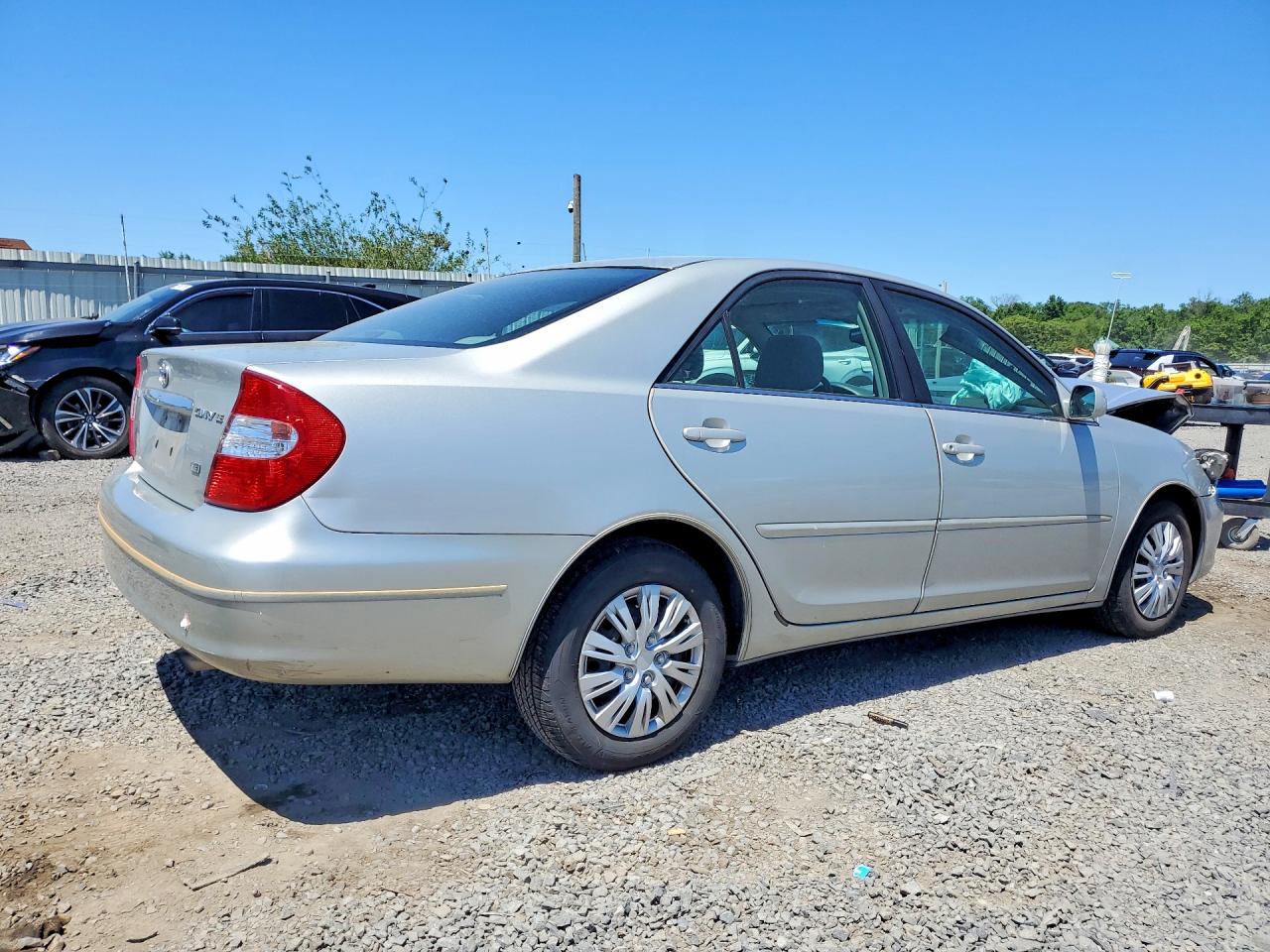 2002 Toyota Camry Le V6 Silver vin: 4T1BF32K72U527144