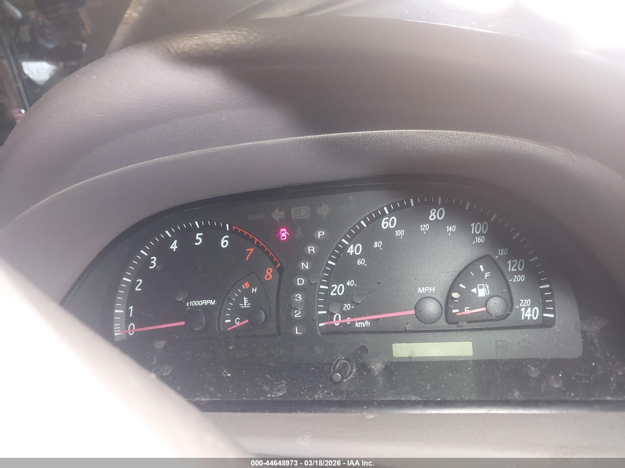2004 Toyota Camry Xle V6 Бежевый vin: 4T1BF32K74U588108