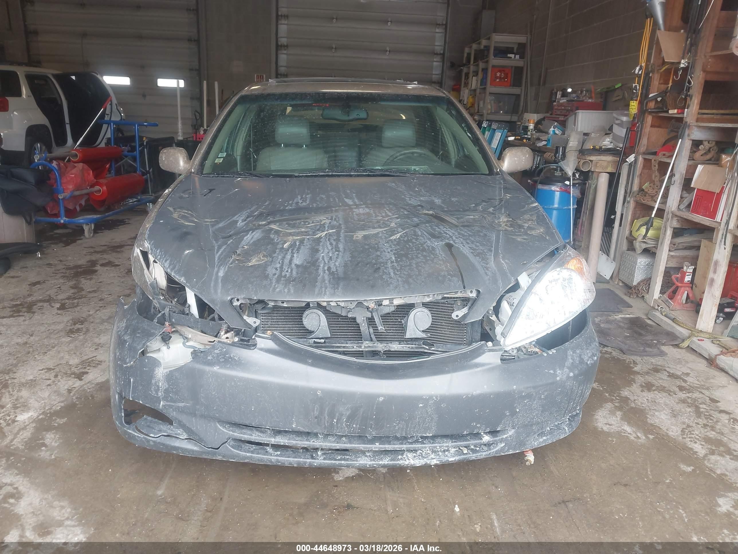 2004 Toyota Camry Xle V6 Бежевый vin: 4T1BF32K74U588108