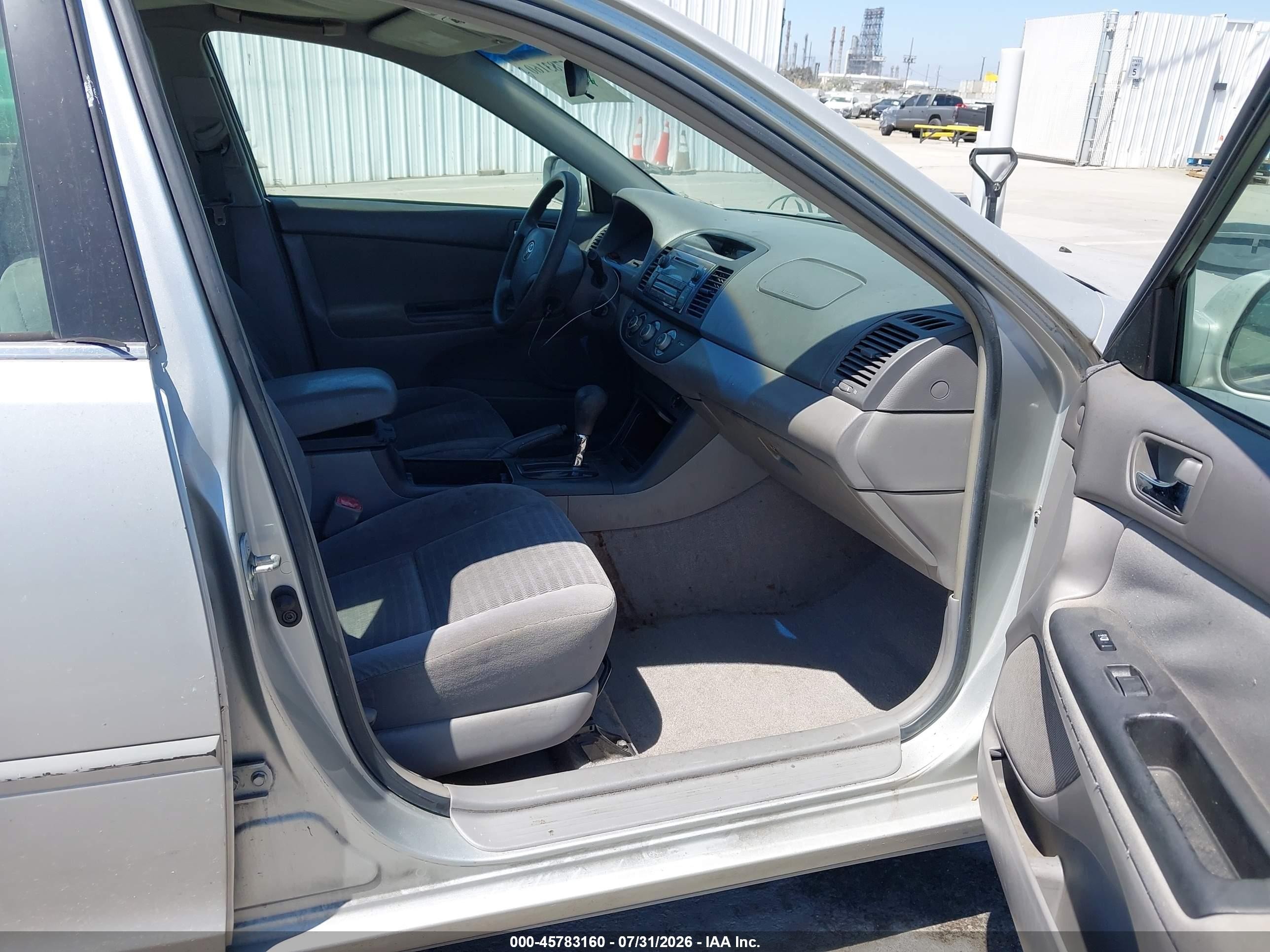 2005 Toyota Camry Le V6 Silver vin: 4T1BF32K75U106240