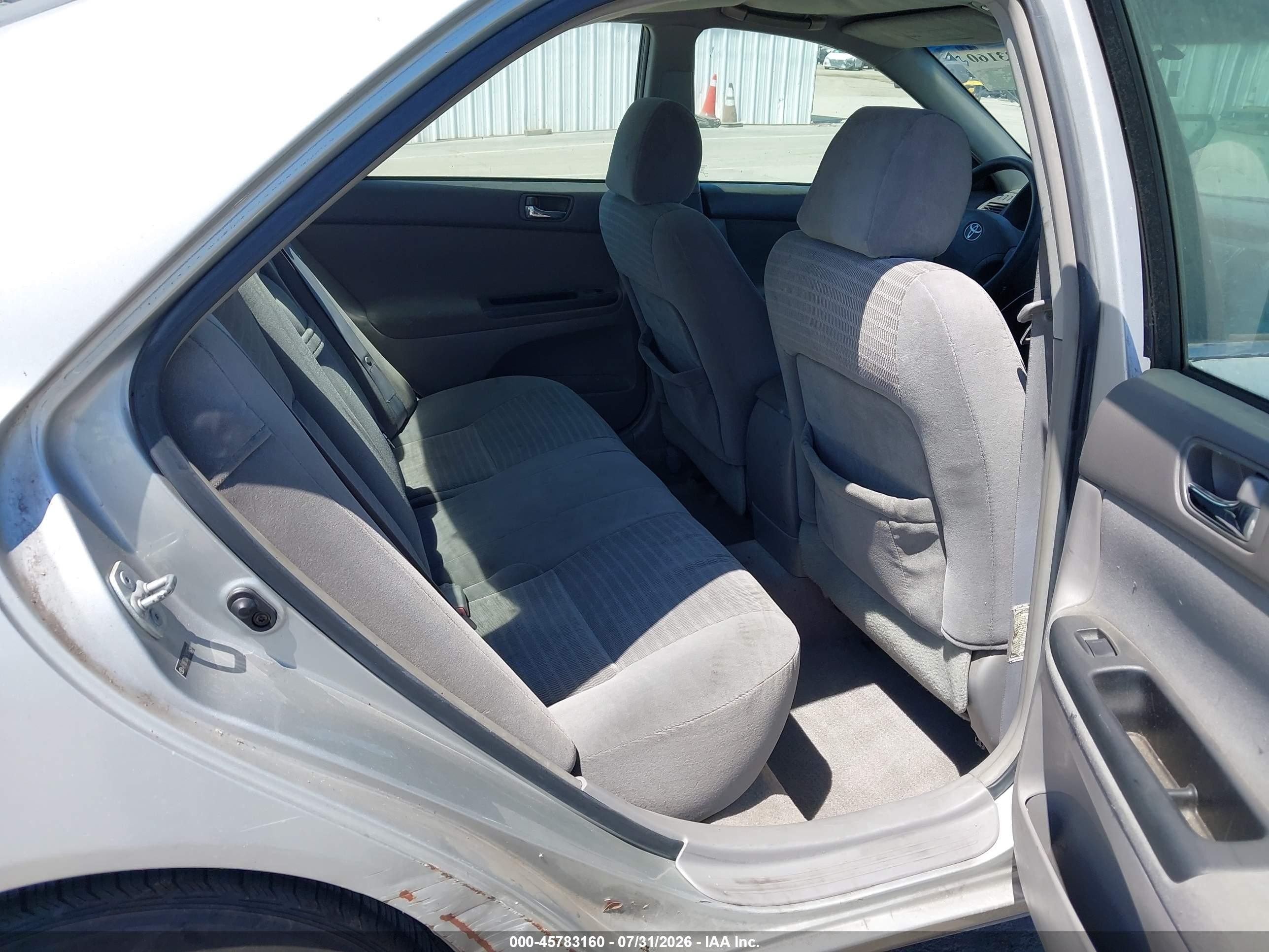 2005 Toyota Camry Le V6 Silver vin: 4T1BF32K75U106240