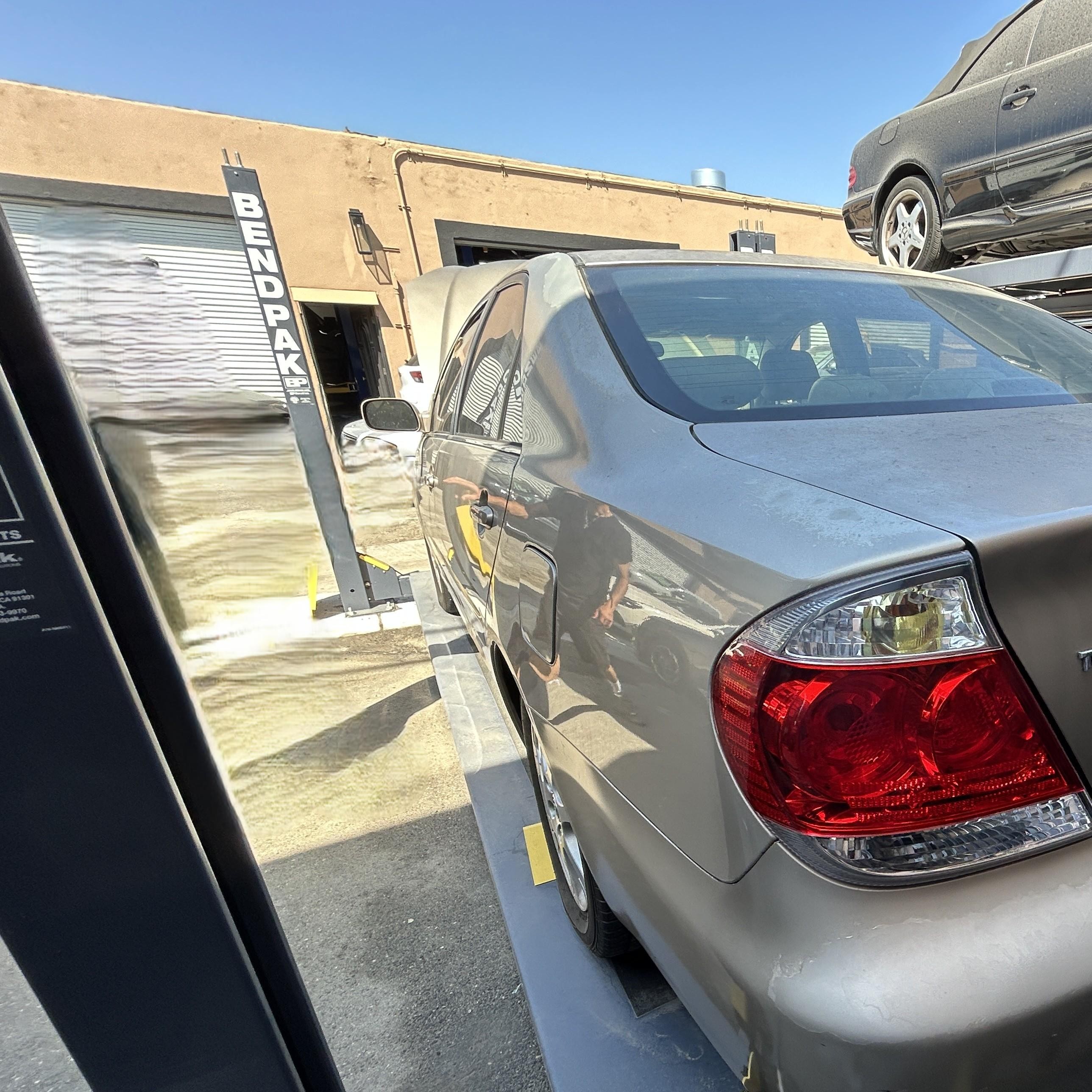 2005 Toyota Camry Xle V6 Silver vin: 4T1BF32K75U594377