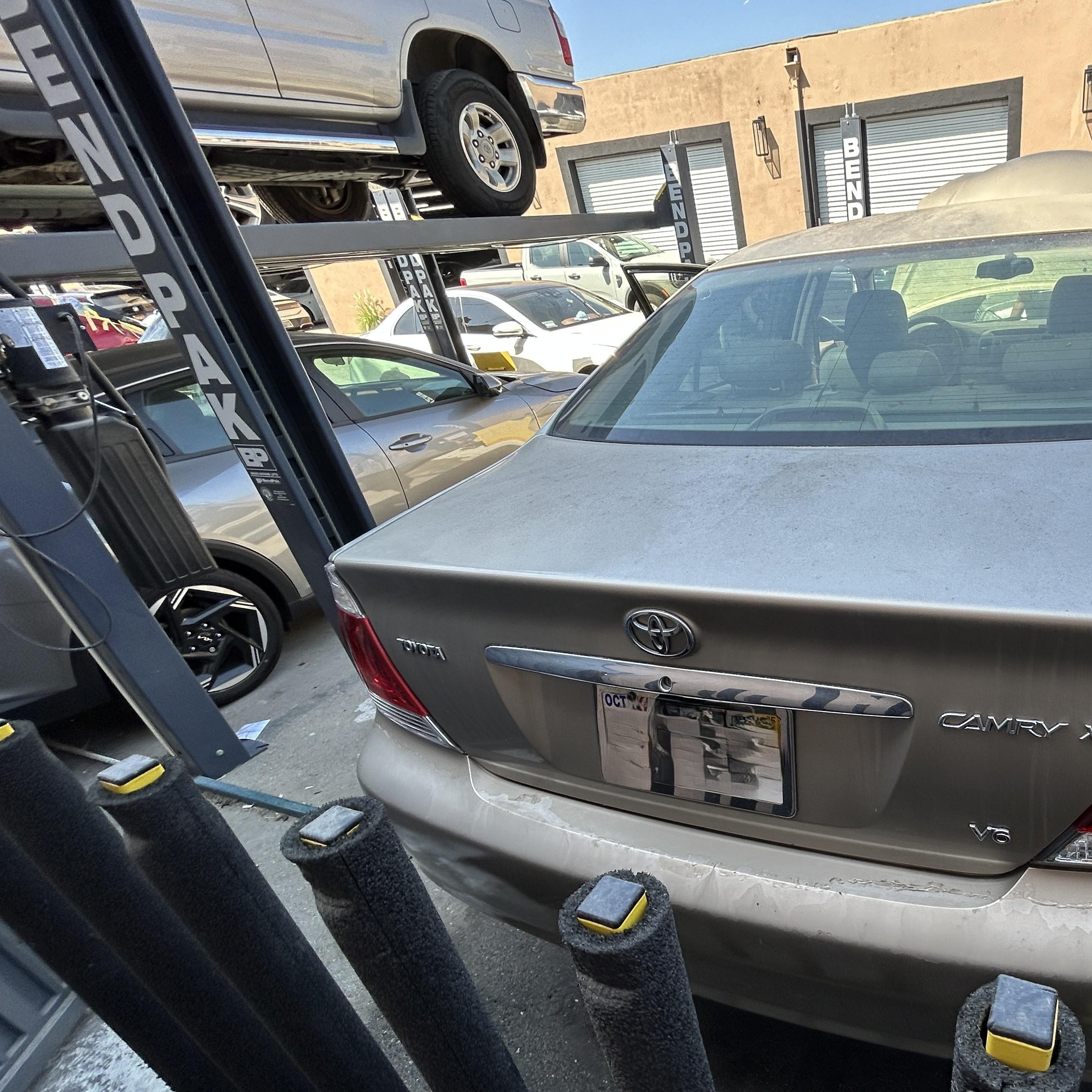 2005 Toyota Camry Xle V6 Silver vin: 4T1BF32K75U594377