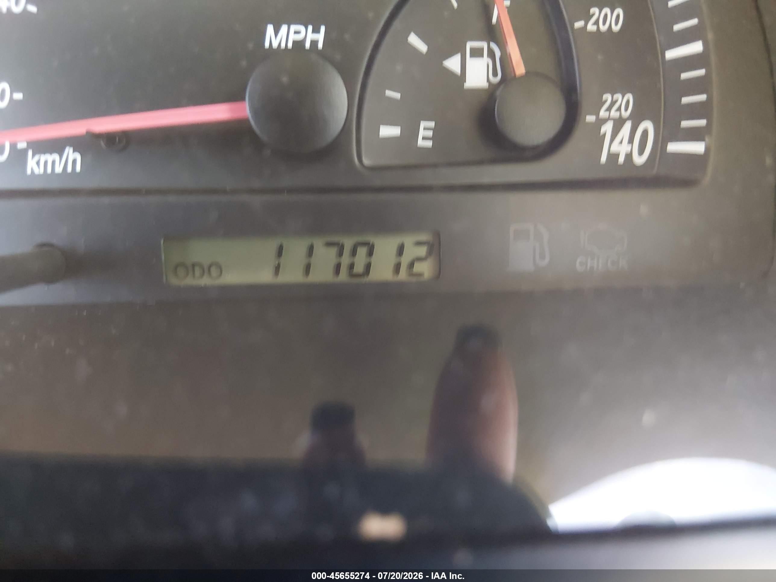 2002 Toyota Camry Le Gold vin: 4T1BF32K82U031074