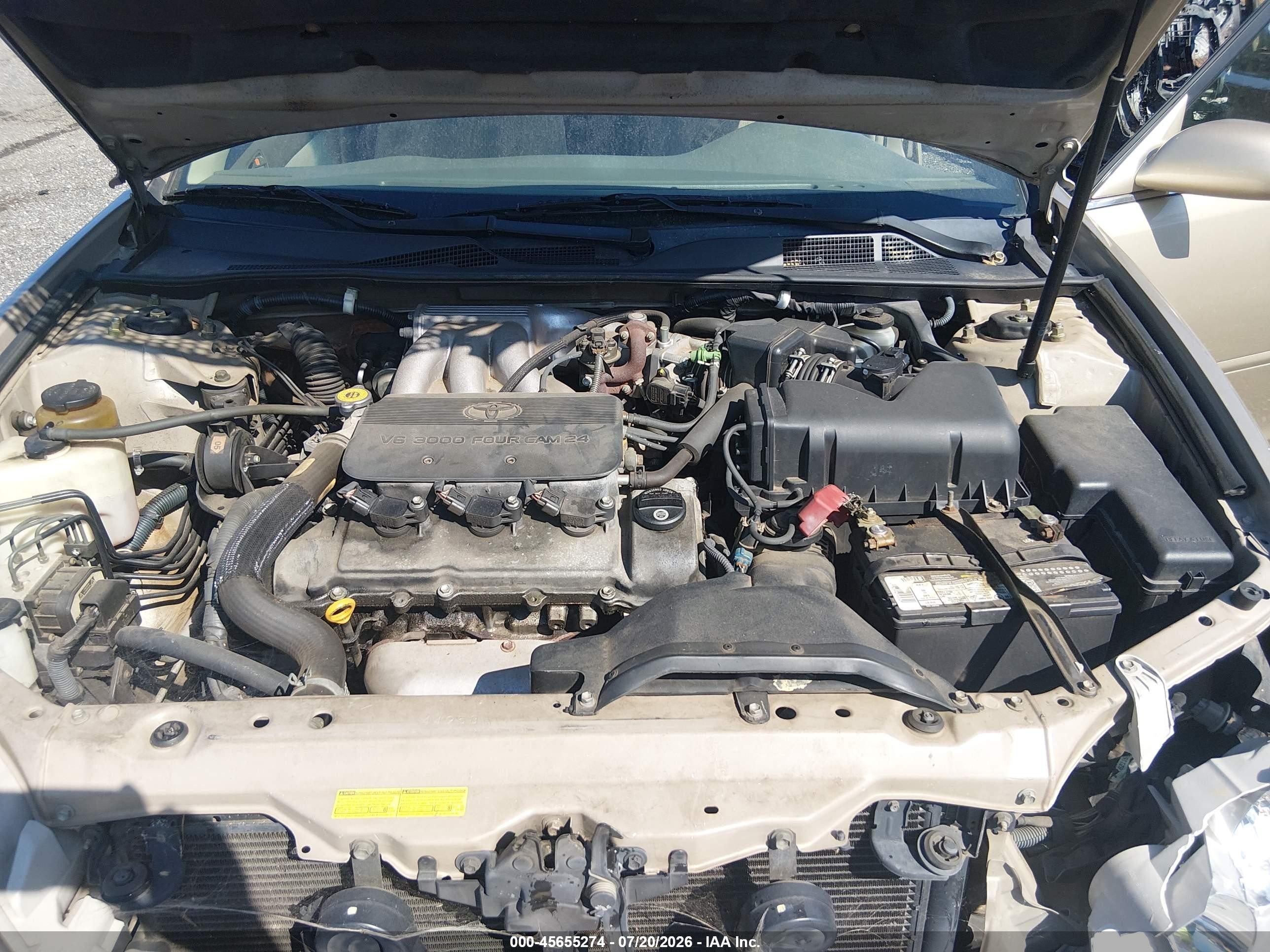 2002 Toyota Camry Le Gold vin: 4T1BF32K82U031074