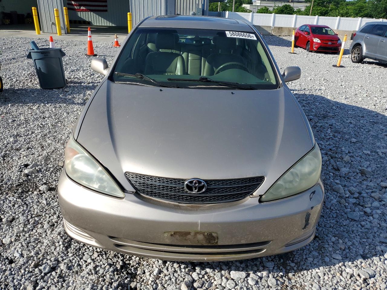 2002 Toyota Camry Xle V6 Gold vin: 4T1BF32K82U530036