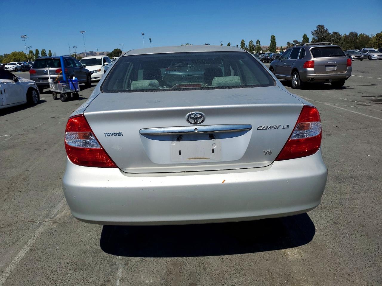 2002 Toyota Camry Le V6 Silver vin: 4T1BF32K82U541151