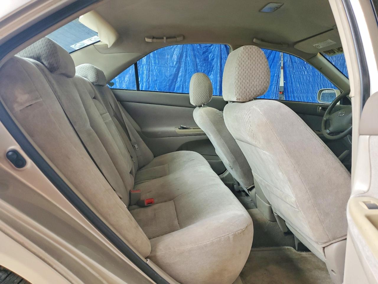 2003 Toyota Camry Le V6 Gold vin: 4T1BF32K83U044845