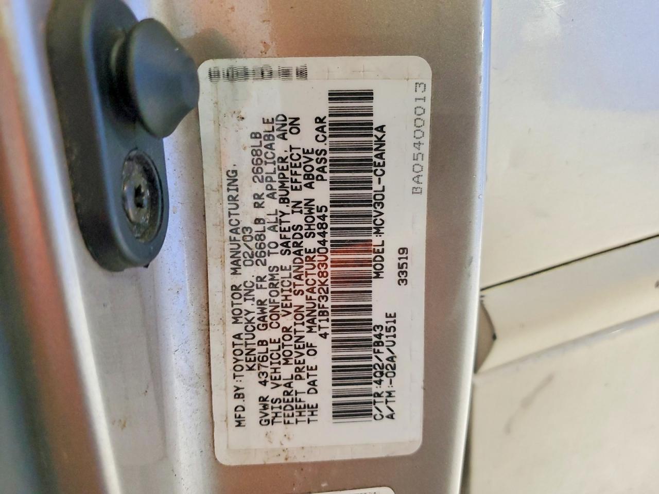 2003 Toyota Camry Le V6 Gold vin: 4T1BF32K83U044845