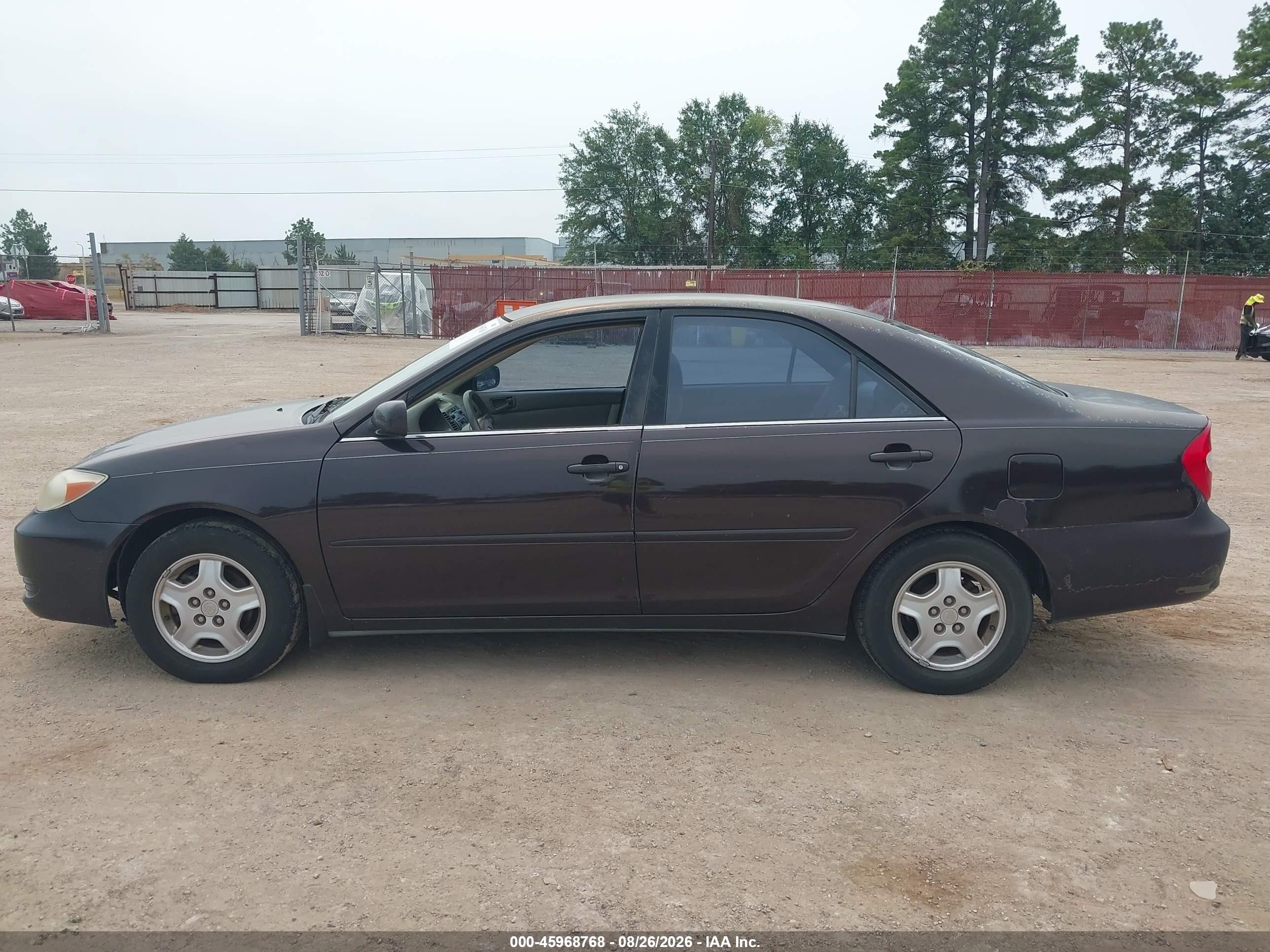2003 Toyota Camry Le/xle/se Purple vin: 4T1BF32K83U549137