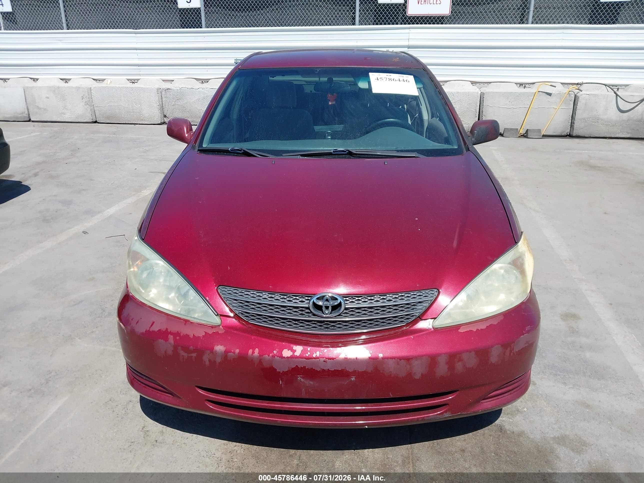 2004 Toyota Camry Le V6 Red vin: 4T1BF32K84U071898