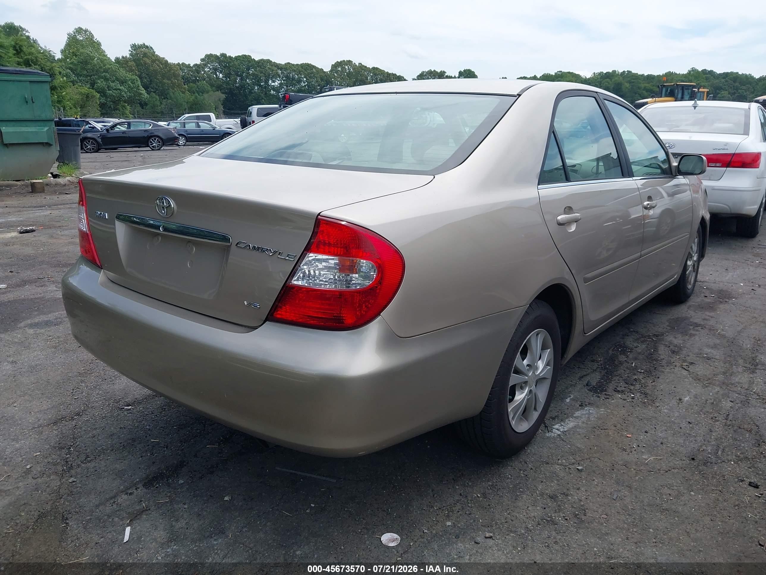 2004 Toyota Camry Le V6 Gold vin: 4T1BF32K84U572418