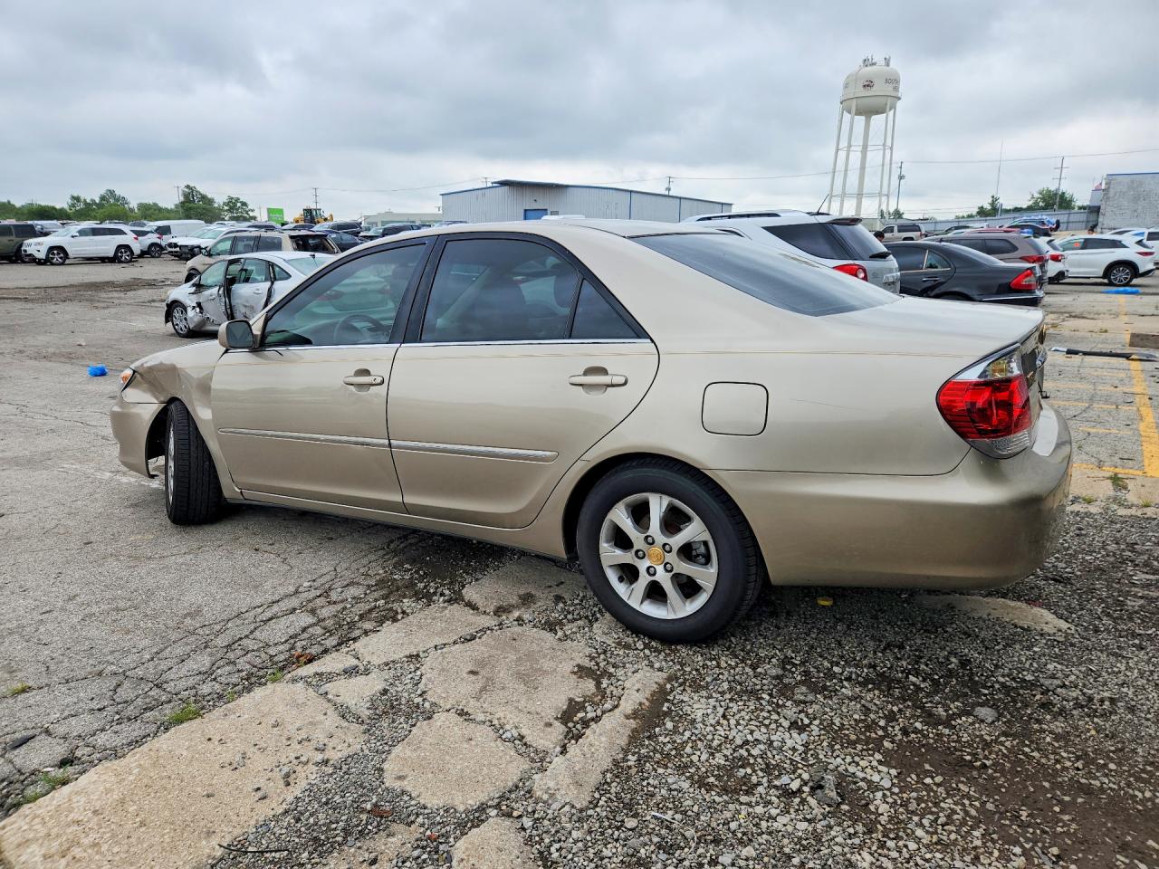 2005 Toyota Camry Xle V6 Gold vin: 4T1BF32K85U096513