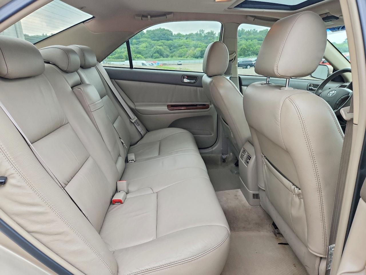 2005 Toyota Camry Xle V6 Gold vin: 4T1BF32K85U096513