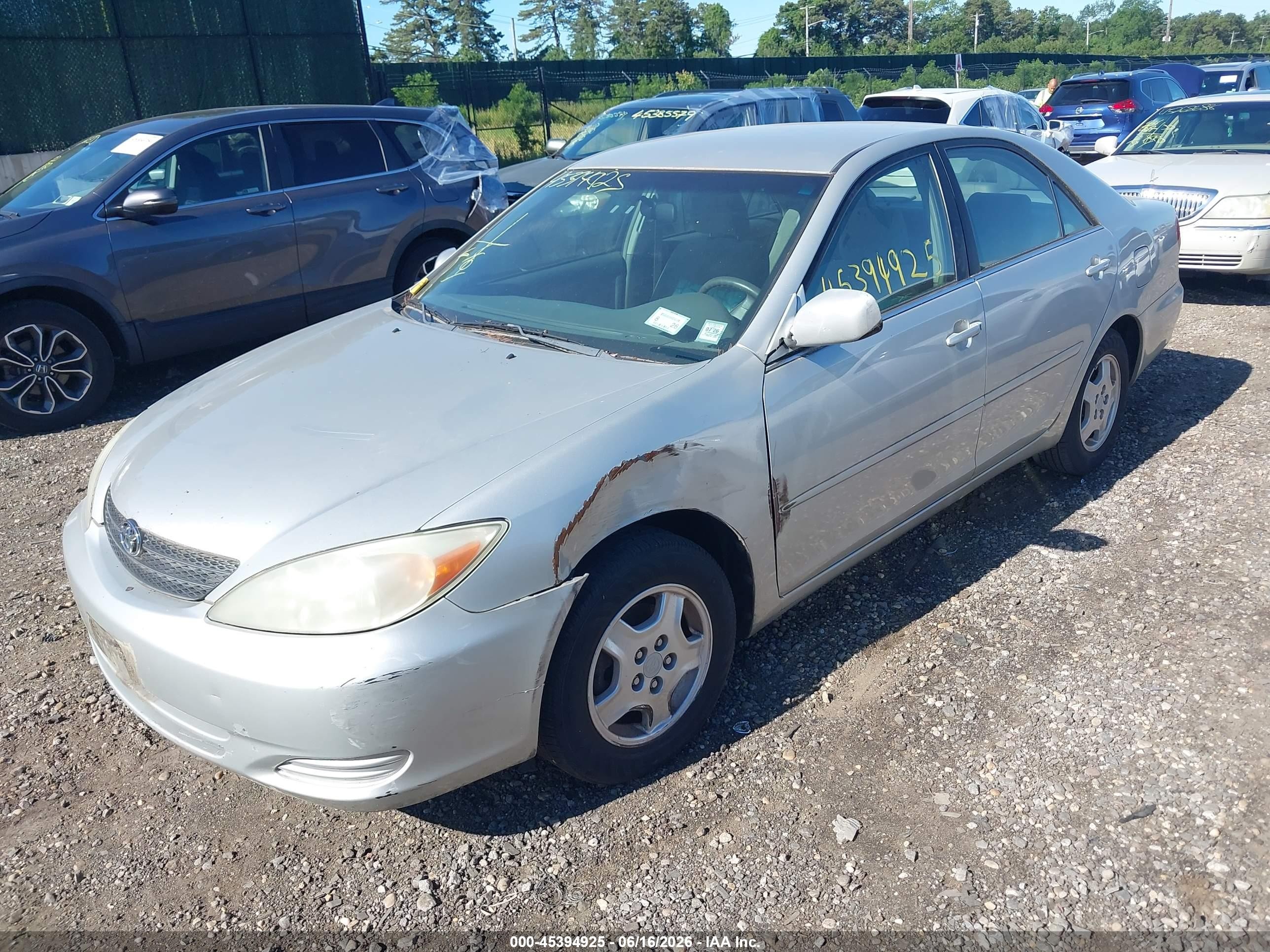2002 Toyota Camry Le V6 Silver vin: 4T1BF32K92U032718
