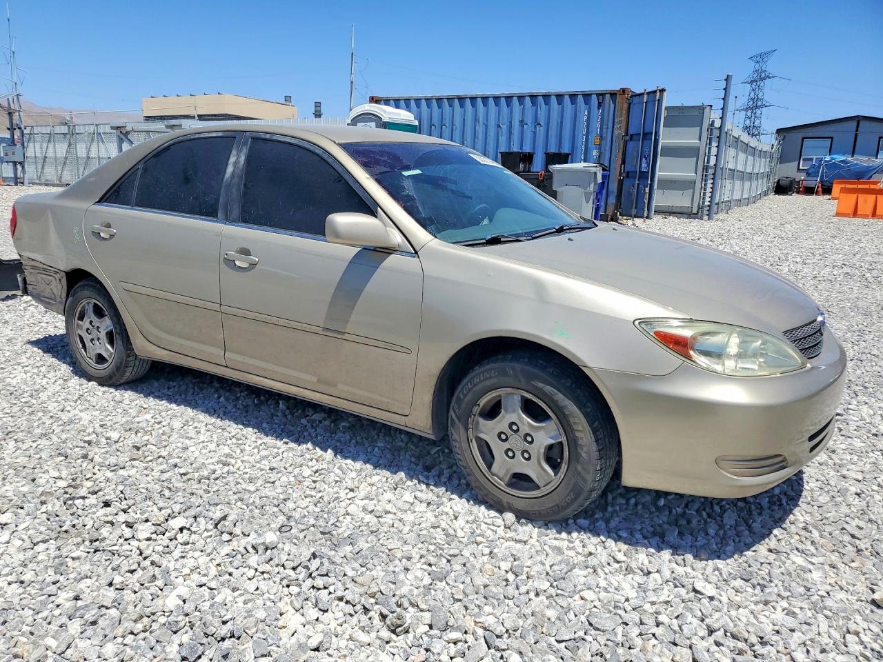 2003 Toyota Camry Le V6 Gold vin: 4T1BF32K93U042845