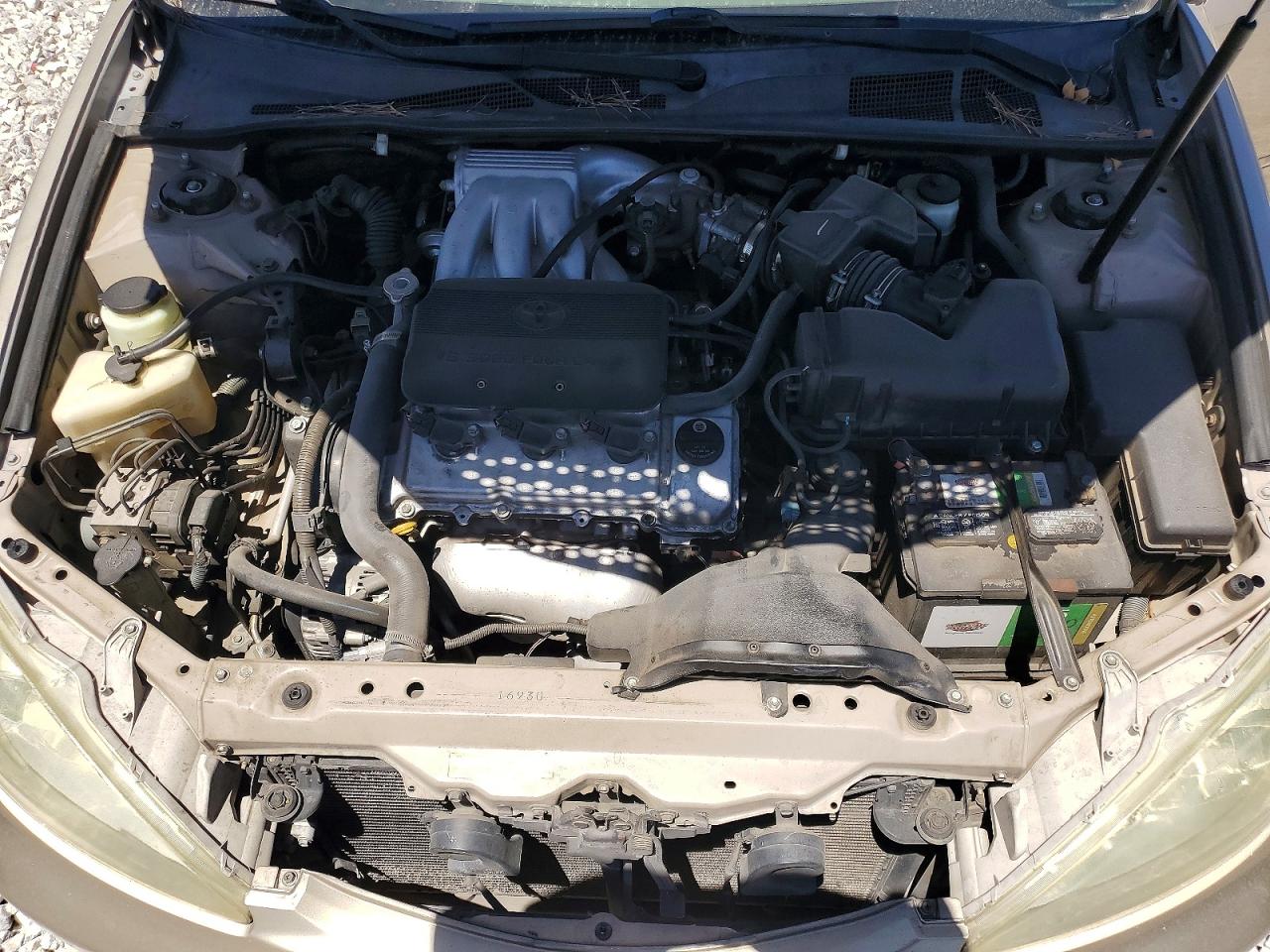 2003 Toyota Camry Le V6 Gold vin: 4T1BF32K93U042845