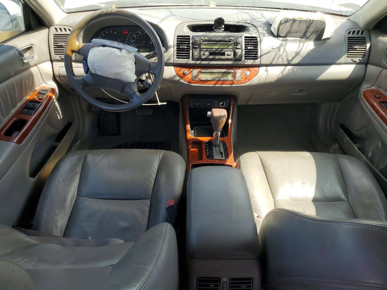2004 Toyota Camry Xle V6 Silver vin: 4T1BF32K94U575666