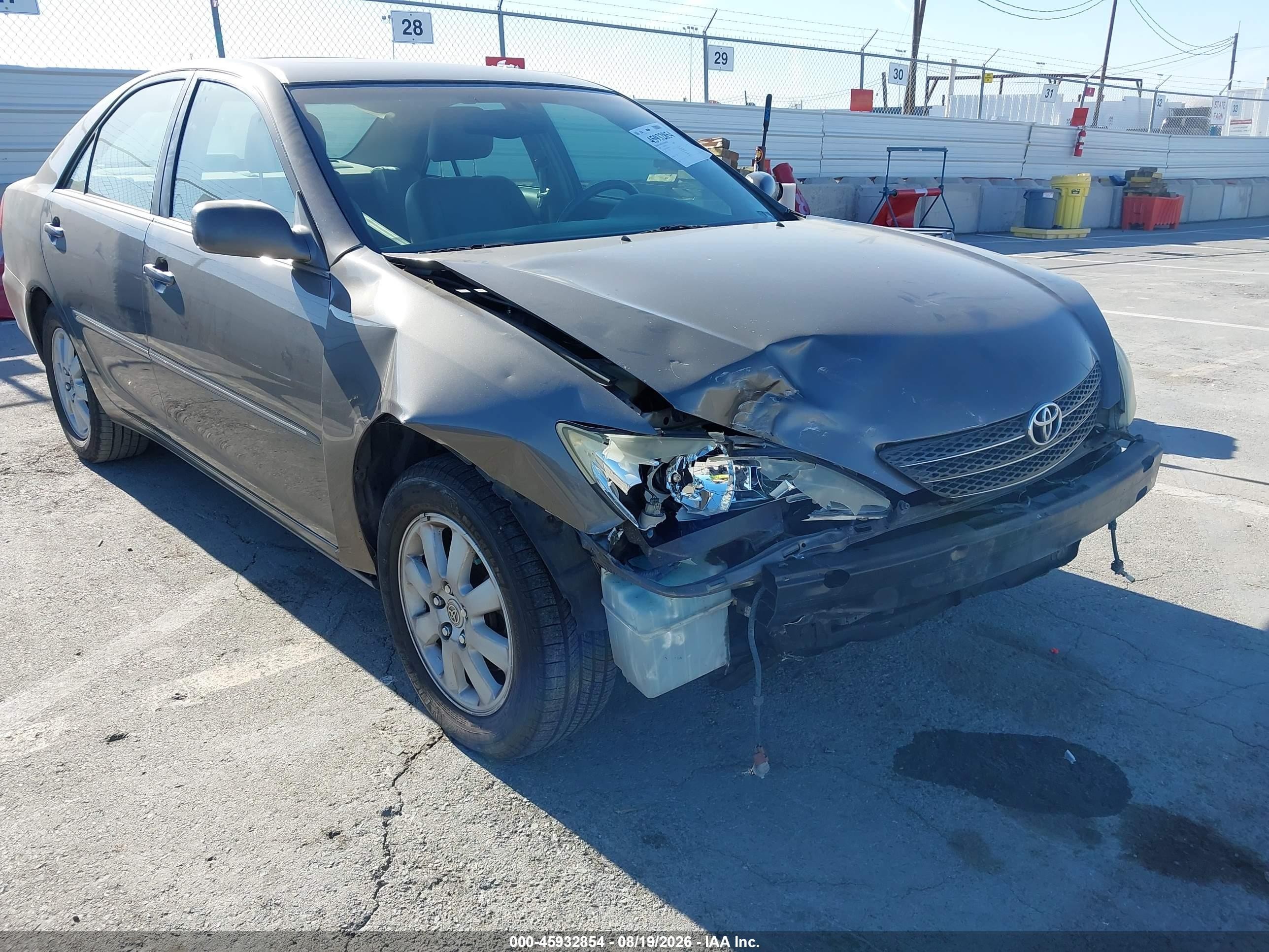 2004 Toyota Camry Xle V6 Серый vin: 4T1BF32K94U588773