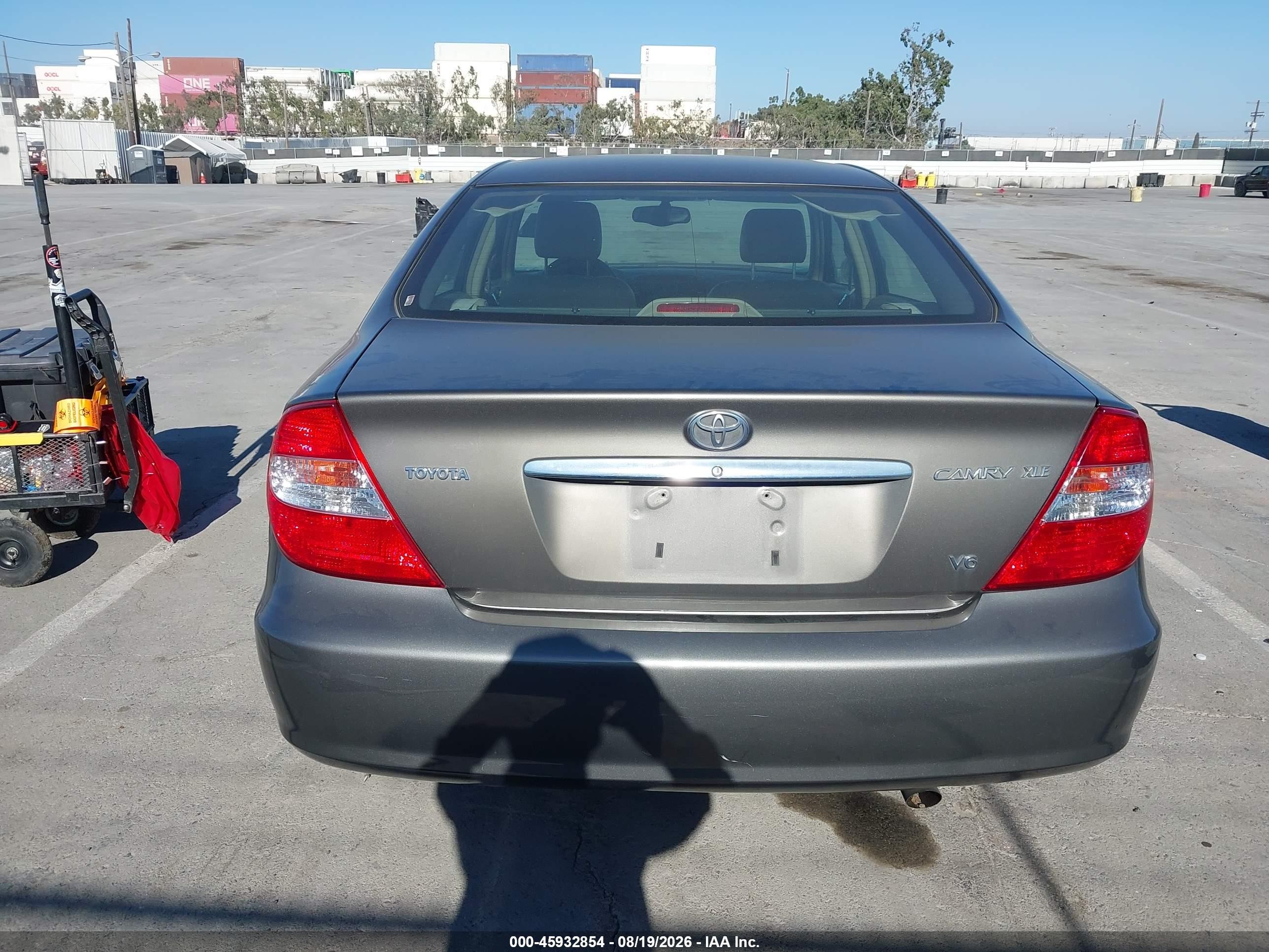 2004 Toyota Camry Xle V6 Серый vin: 4T1BF32K94U588773