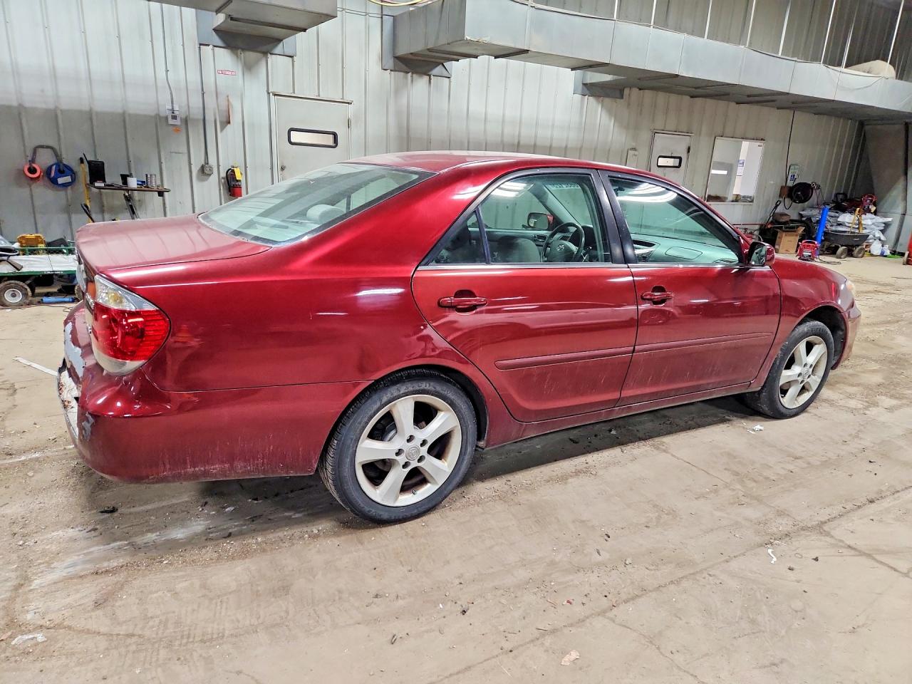 2005 Toyota Camry Le V6 Burgundy vin: 4T1BF32K95U096214
