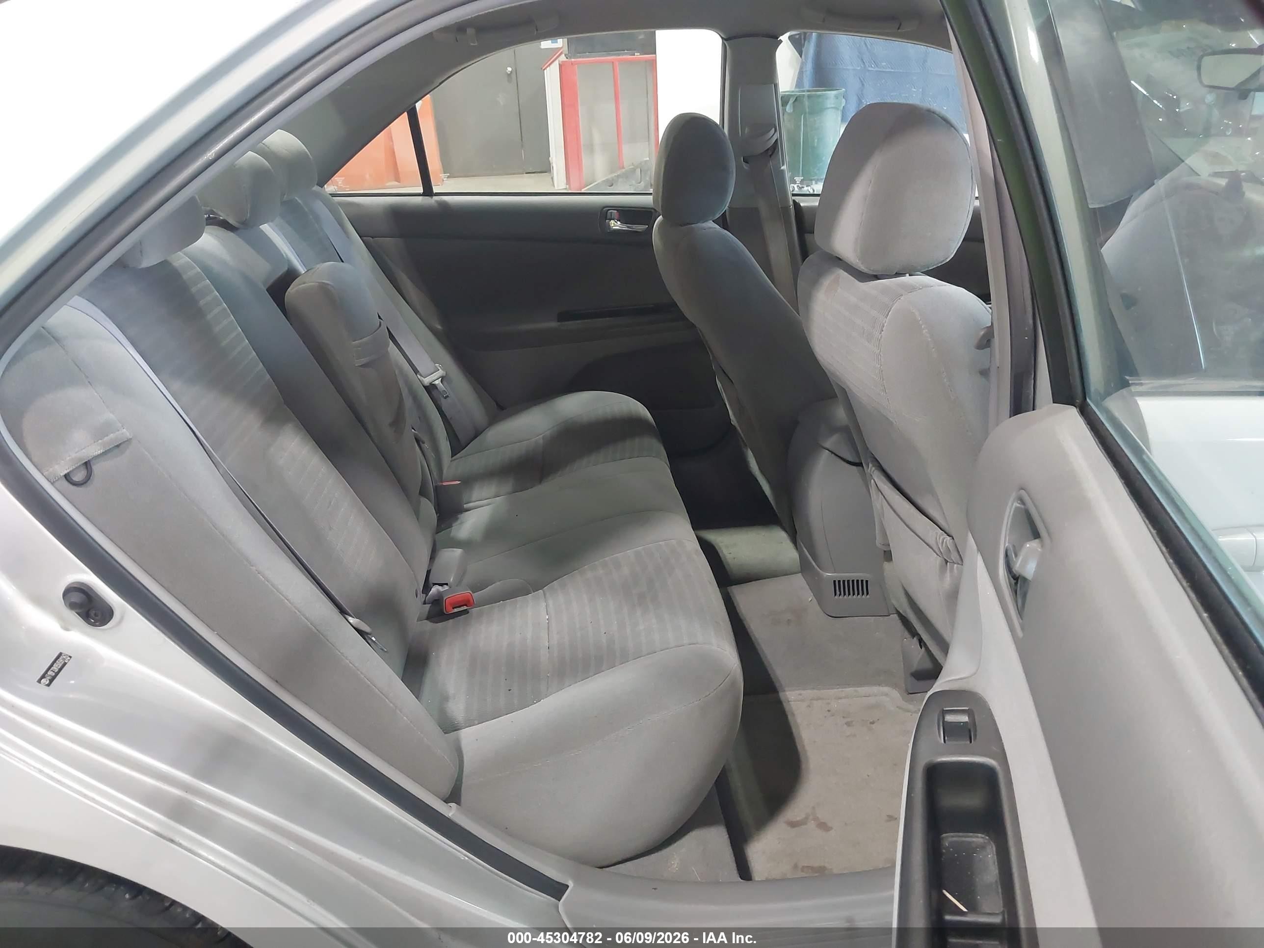 2005 Toyota Camry Le V6 Silver vin: 4T1BF32K95U591142