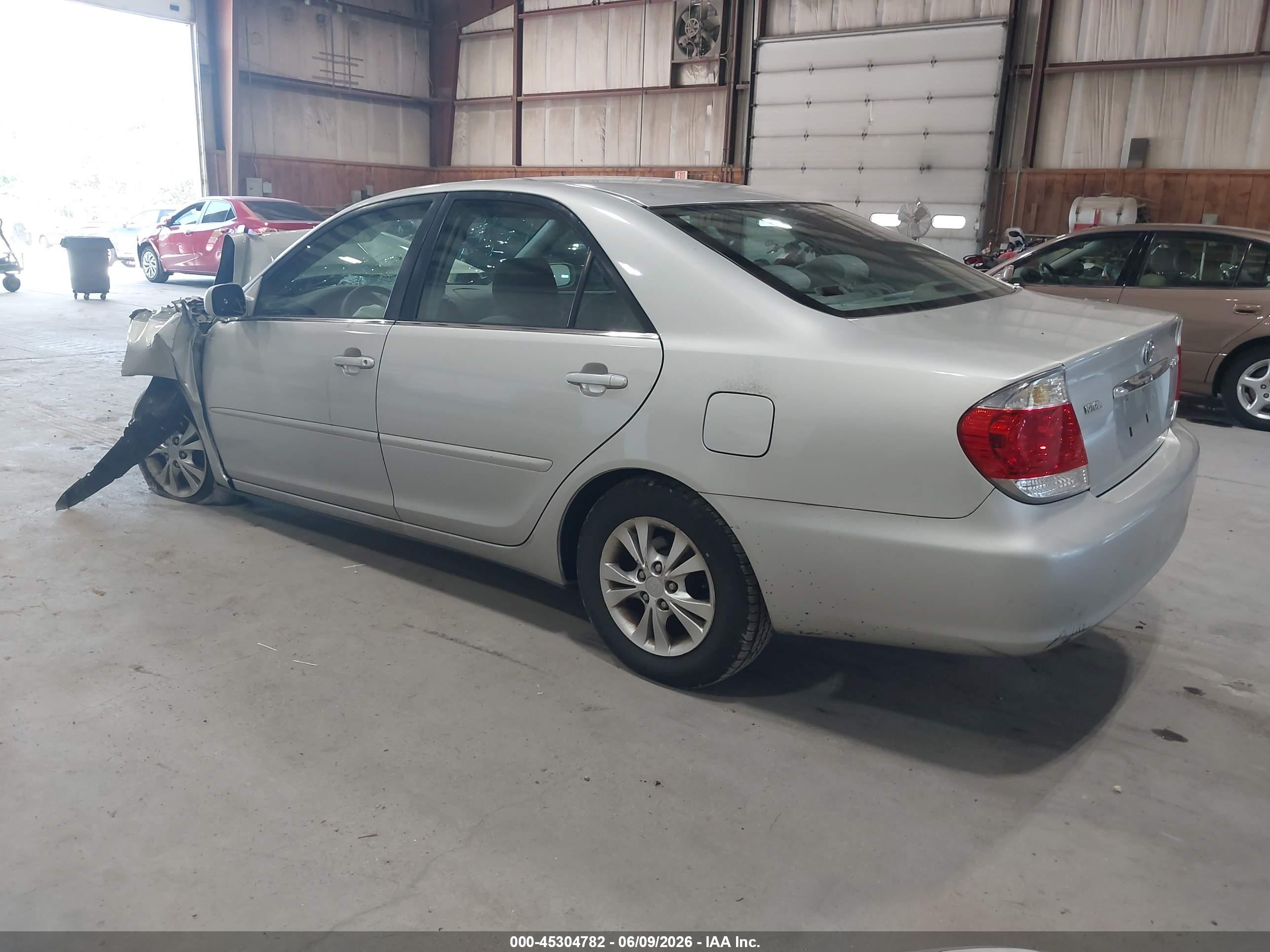 2005 Toyota Camry Le V6 Silver vin: 4T1BF32K95U591142
