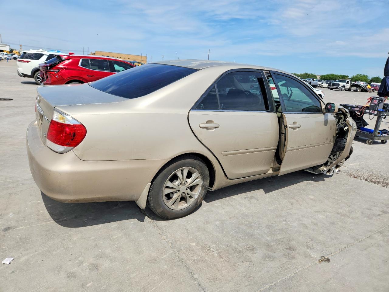 2006 Toyota Camry Le V6 Золотой vin: 4T1BF32K96U635206