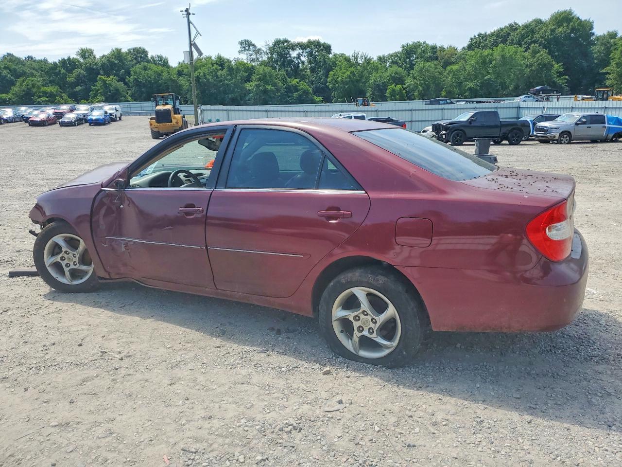 2002 Toyota Camry Xle V6 Burgundy vin: 4T1BF32KX2U025518